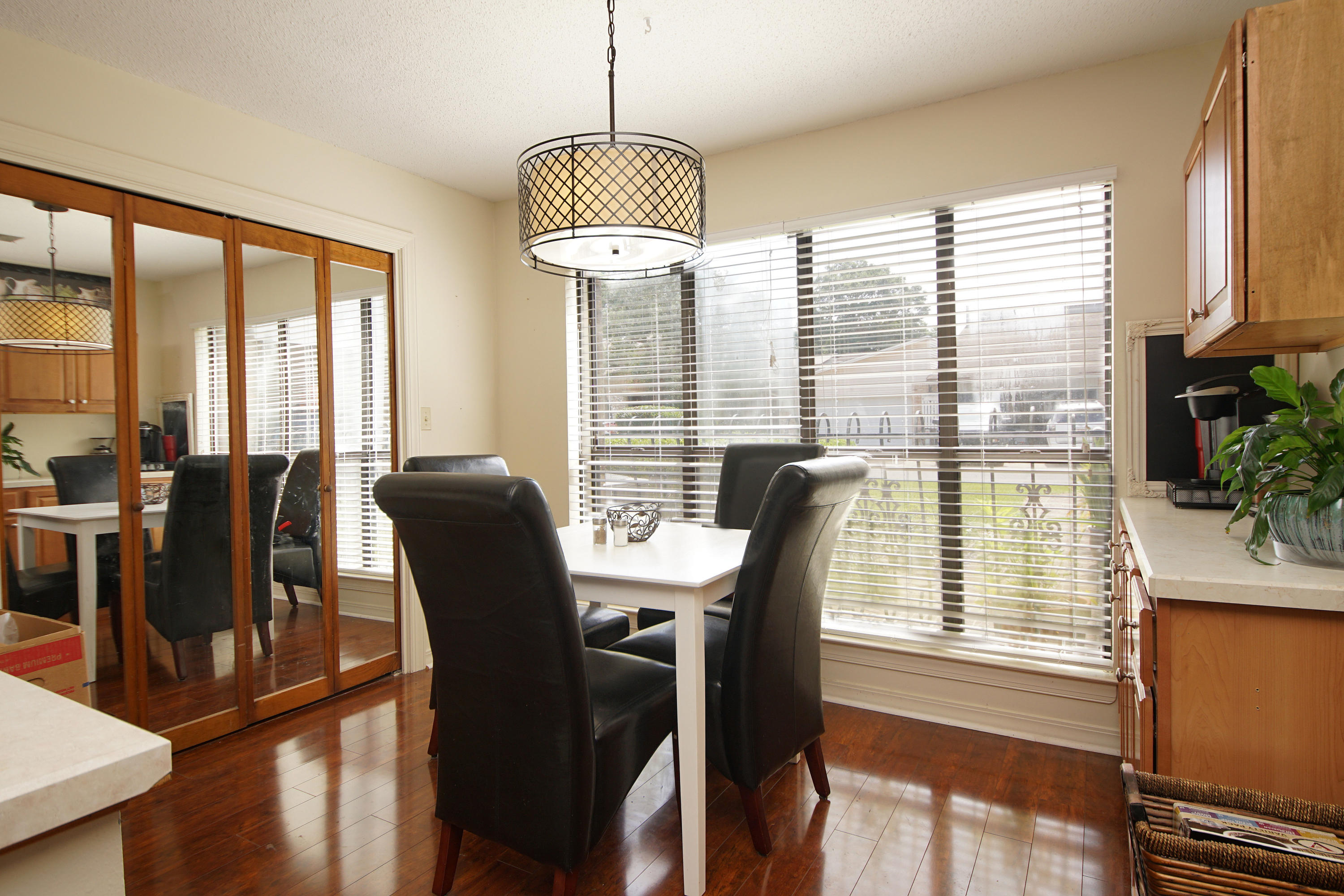 DONLABROOK GARDYNS - Residential