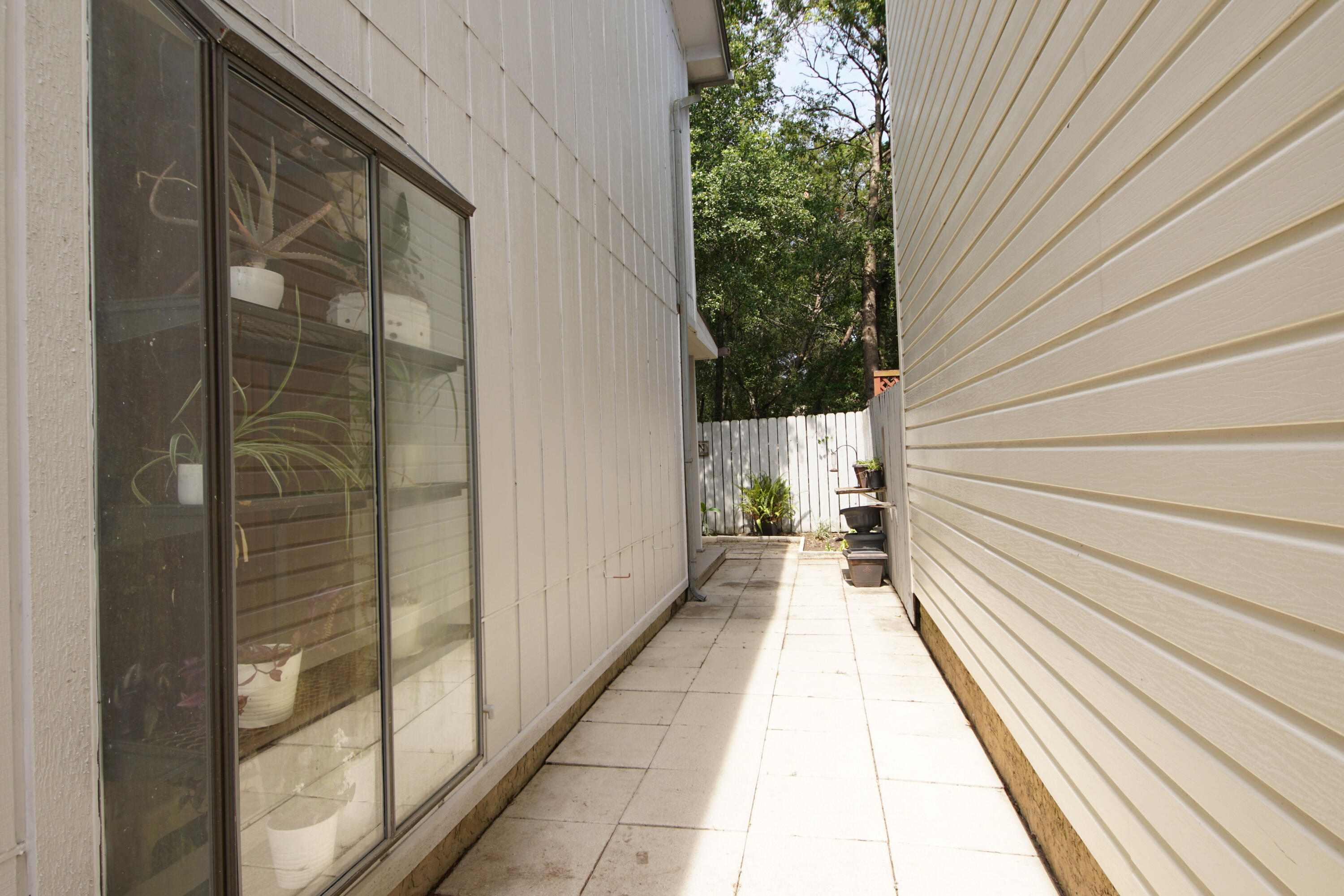 DONLABROOK GARDYNS - Residential