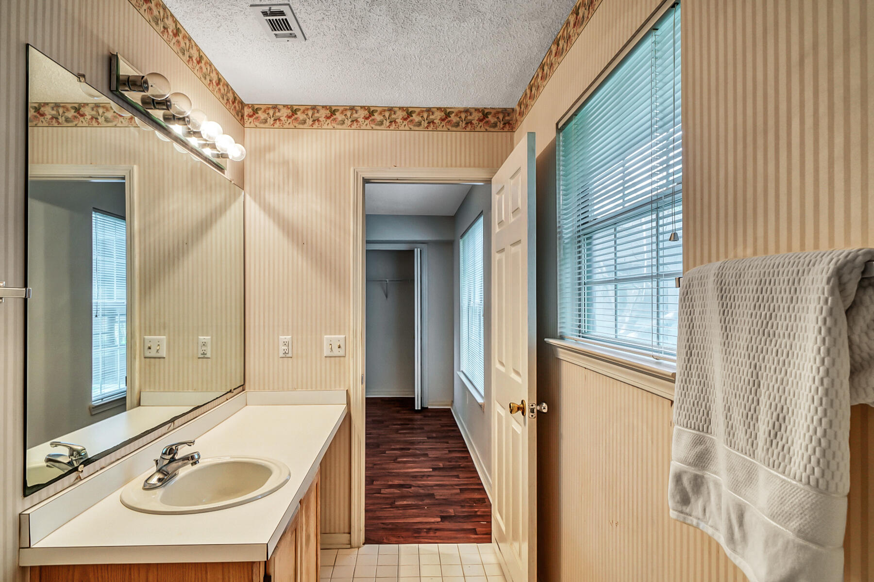 LEGION COVE S/D - Residential