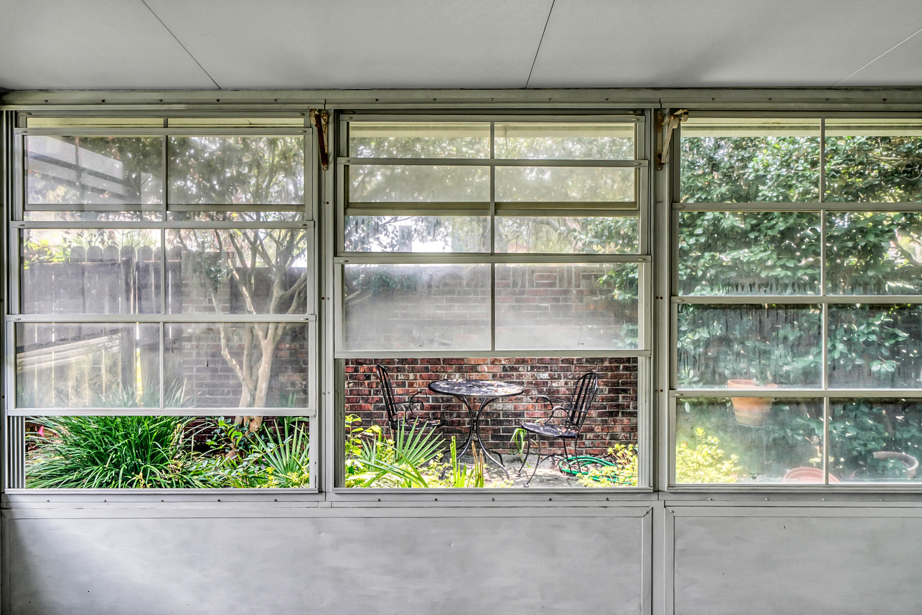 LEGION COVE S/D - Residential