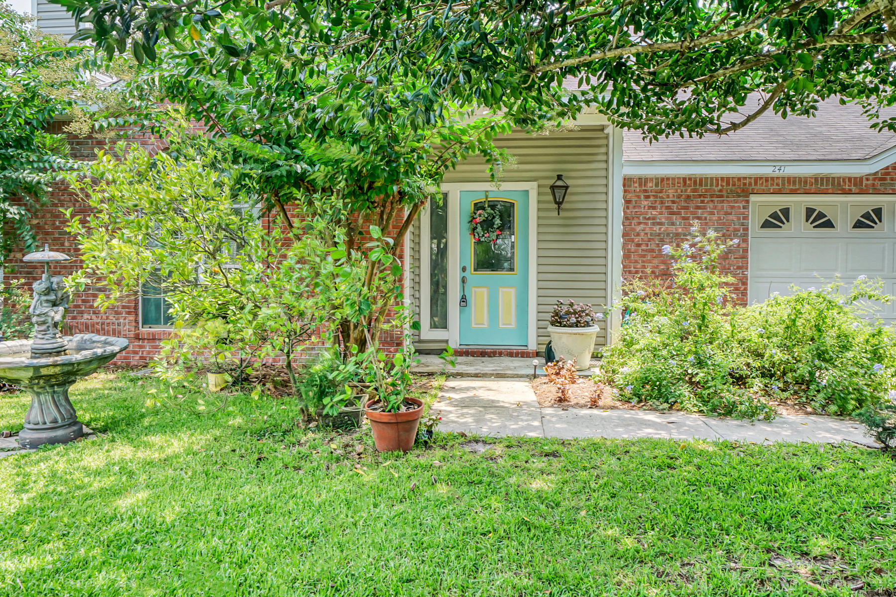 LEGION COVE S/D - Residential