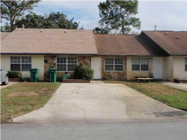 Well maintained duplex centrally located in Fort Walton Beach. New carpet, new flooring, new paint throughout. 2 bed 2 full baths with new fixtures. Large driveway. Washer/dryer hookup inside the large laundry room. Lots of storage. Owner will consider pets with $250 non-refundable pet fee. Owner will also consider roommates. No smoking.