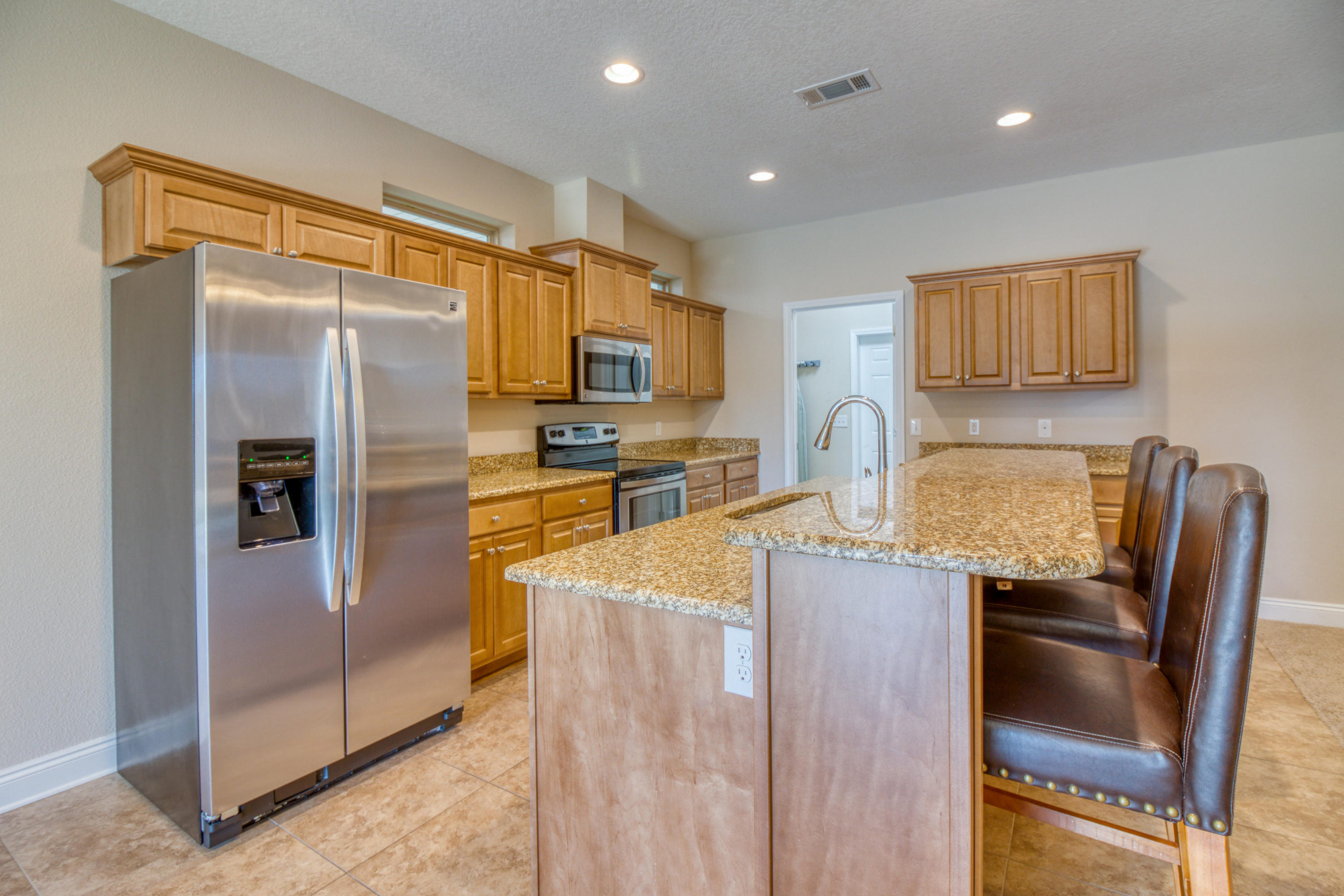 RIVERVIEW ESTATES - Residential Lease