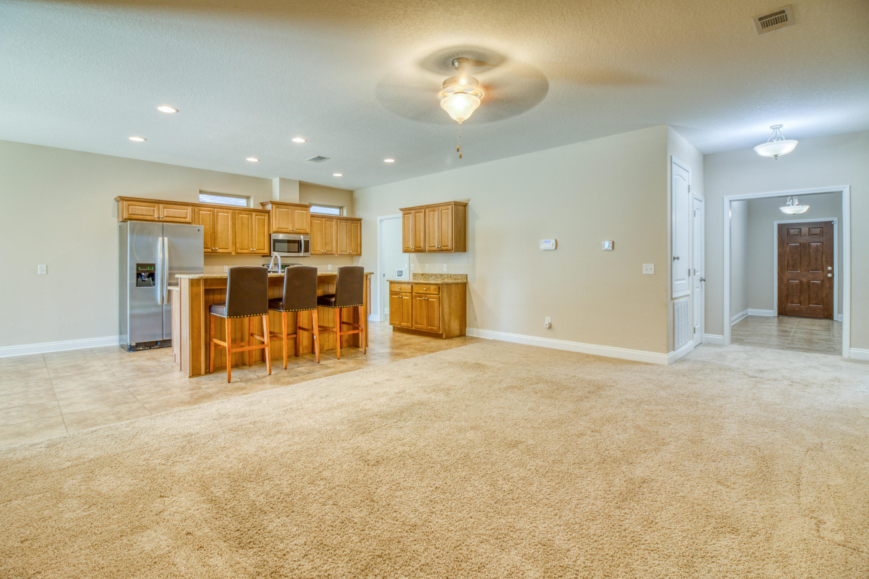 RIVERVIEW ESTATES - Residential Lease