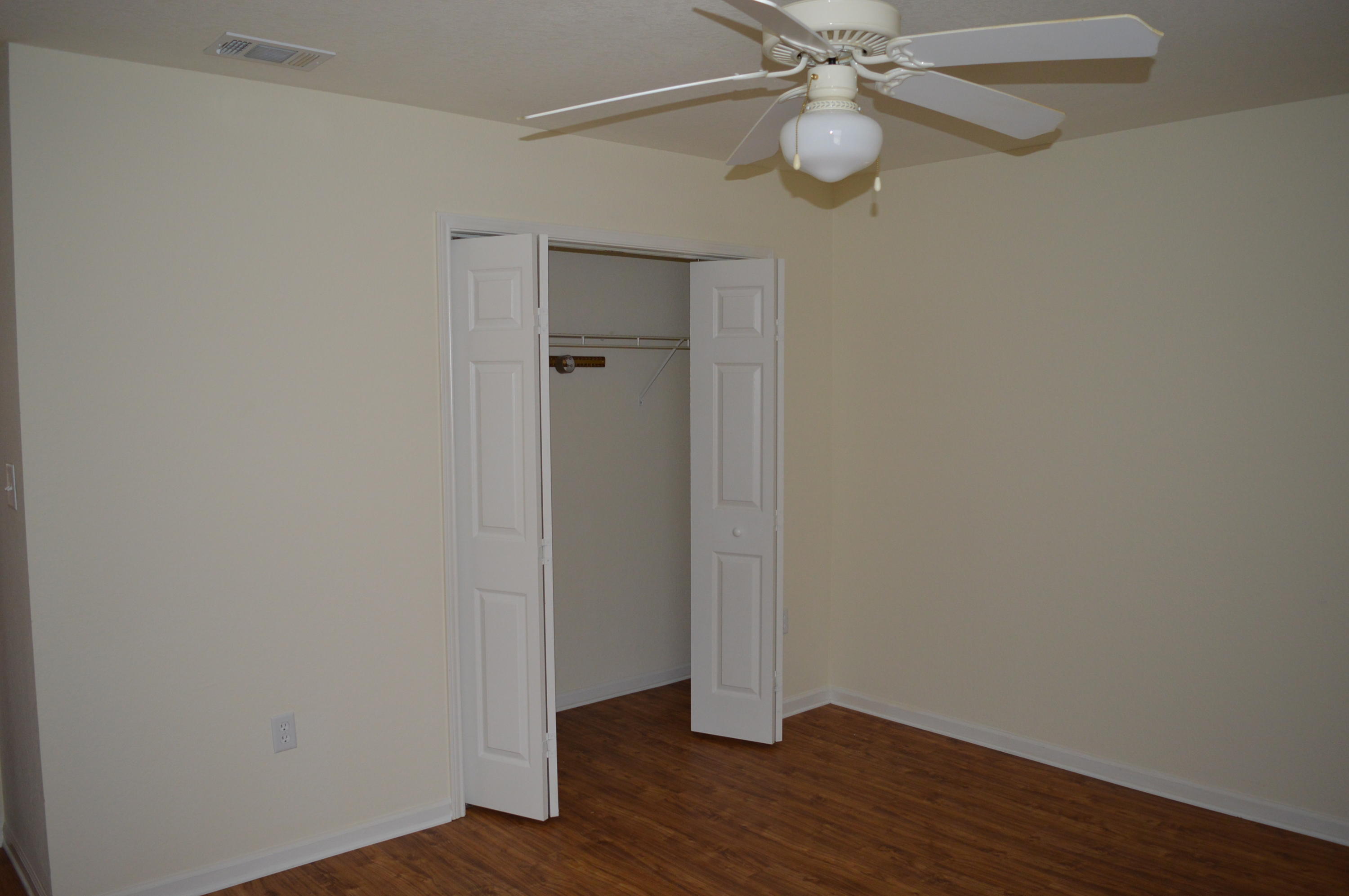 QUAIL LAKE - Residential