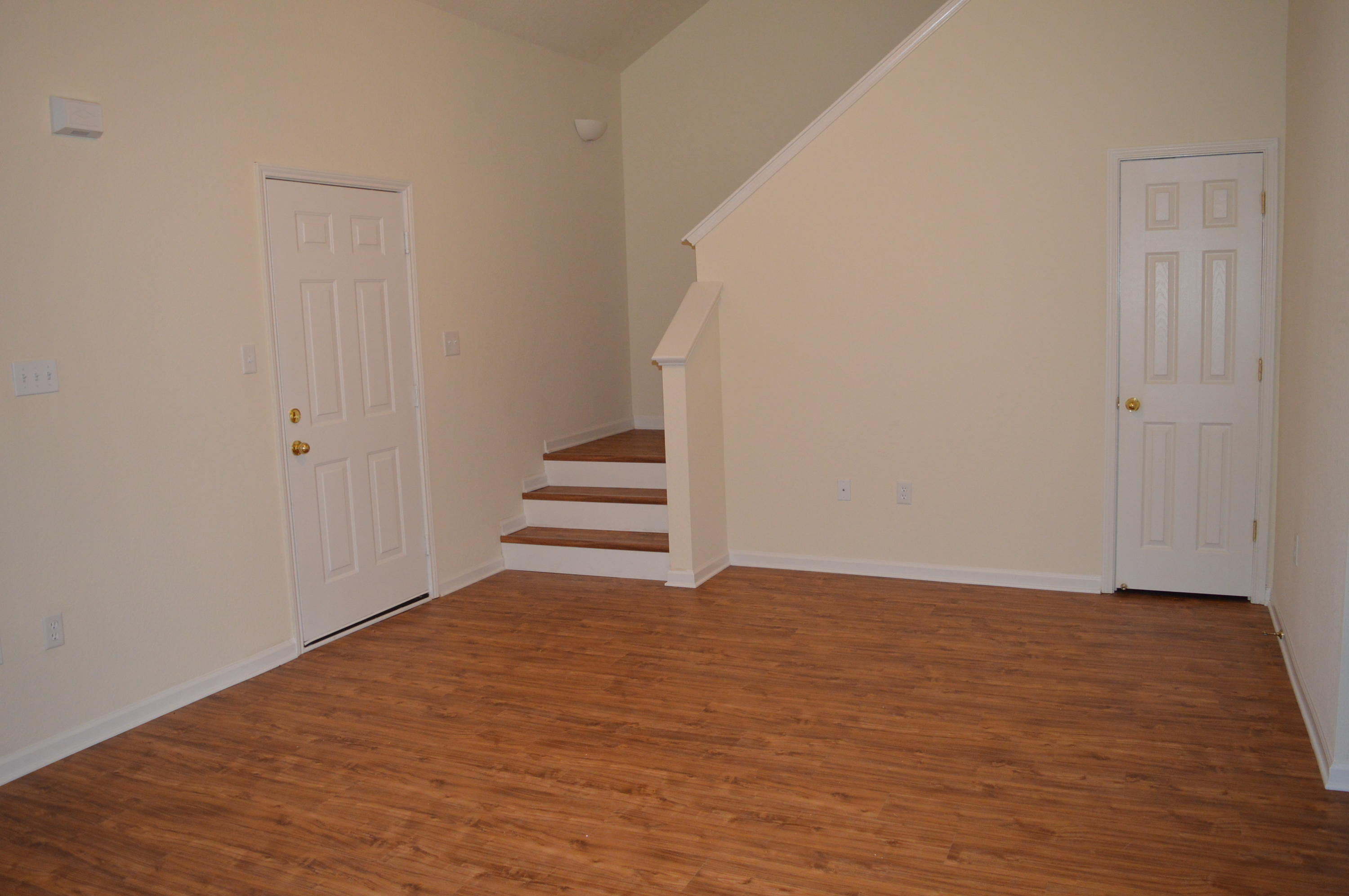 QUAIL LAKE - Residential