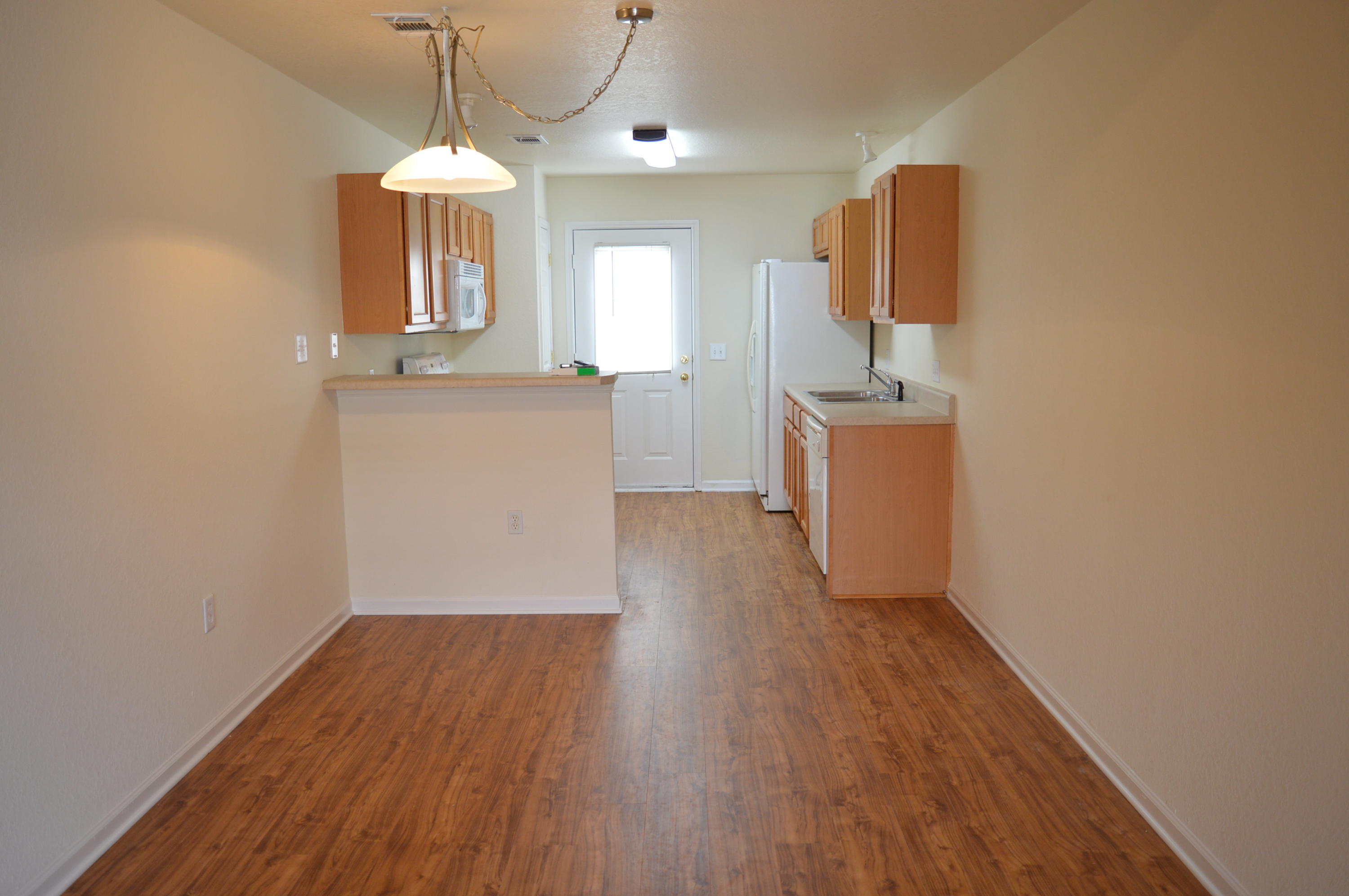 QUAIL LAKE - Residential