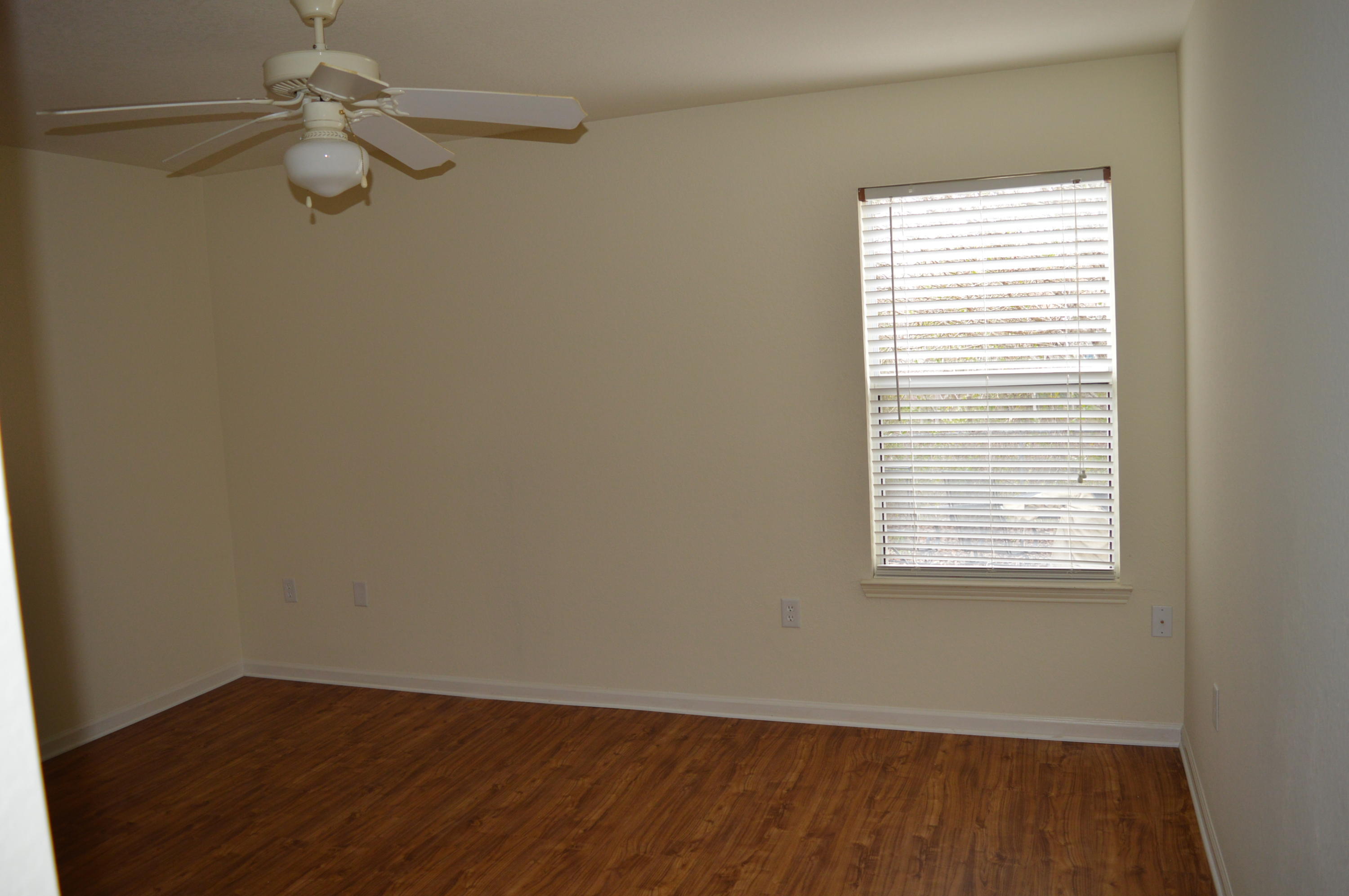 QUAIL LAKE - Residential