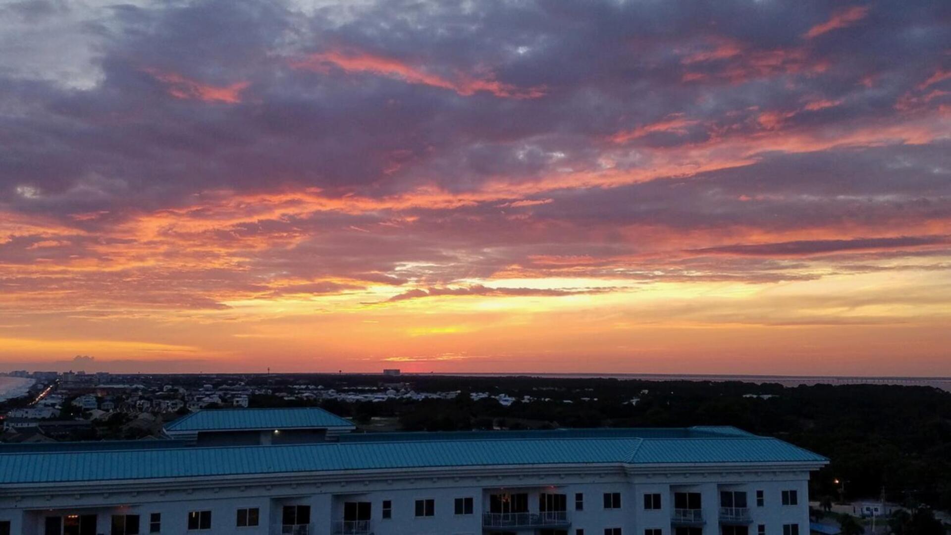 DESTIN SURFSIDE CONDO - Residential