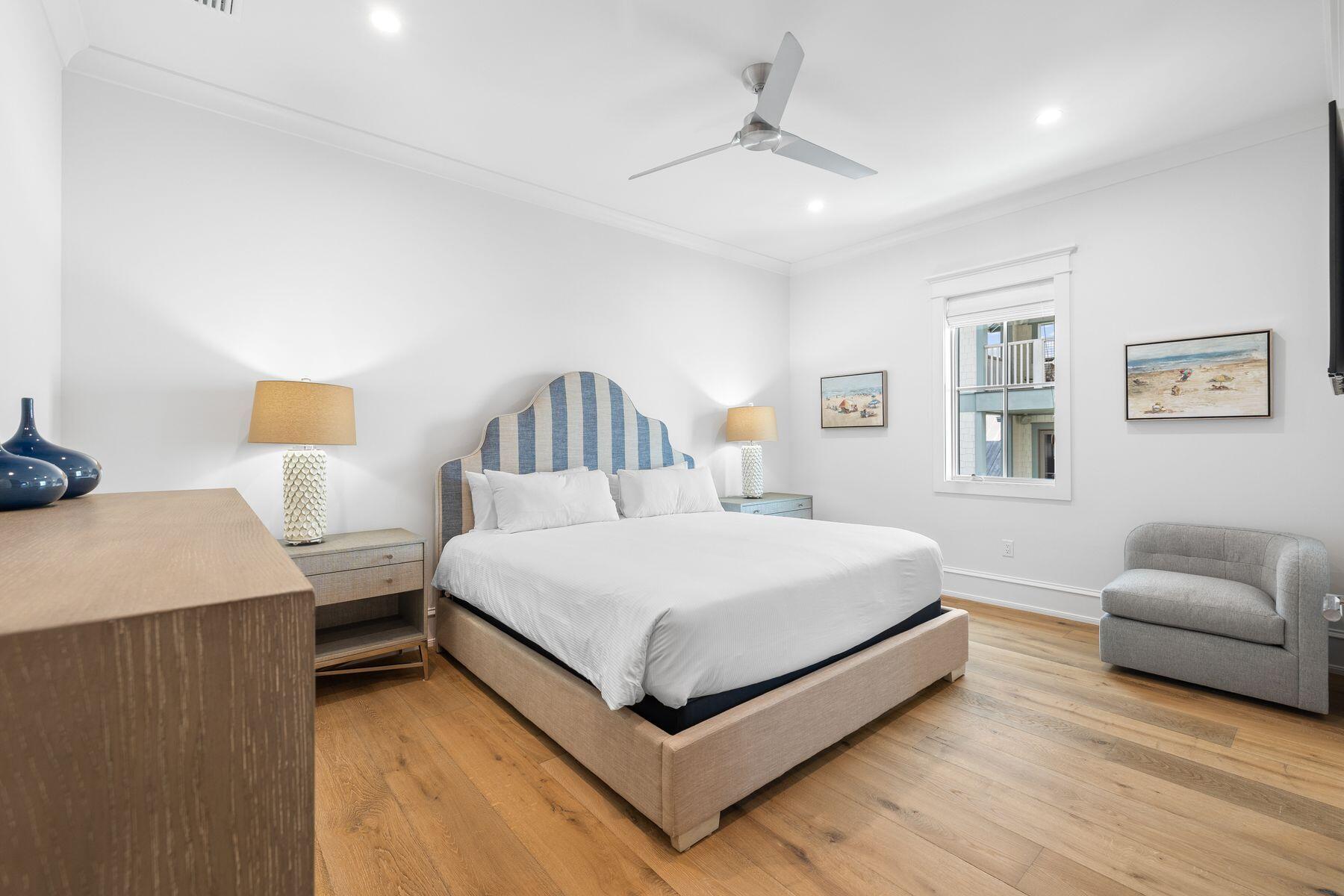 SEAGROVE 3RD ADDN - Residential