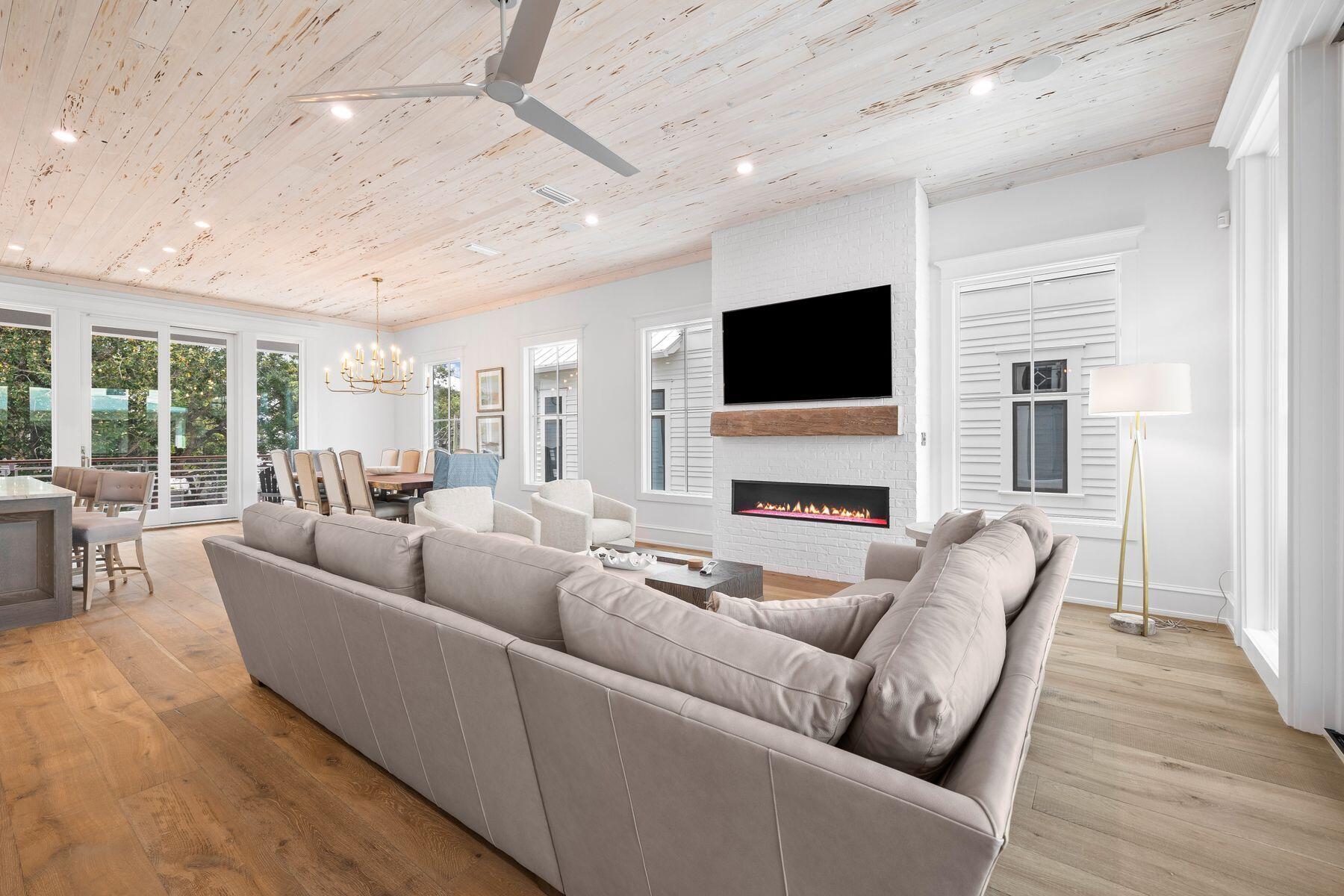 SEAGROVE 3RD ADDN - Residential