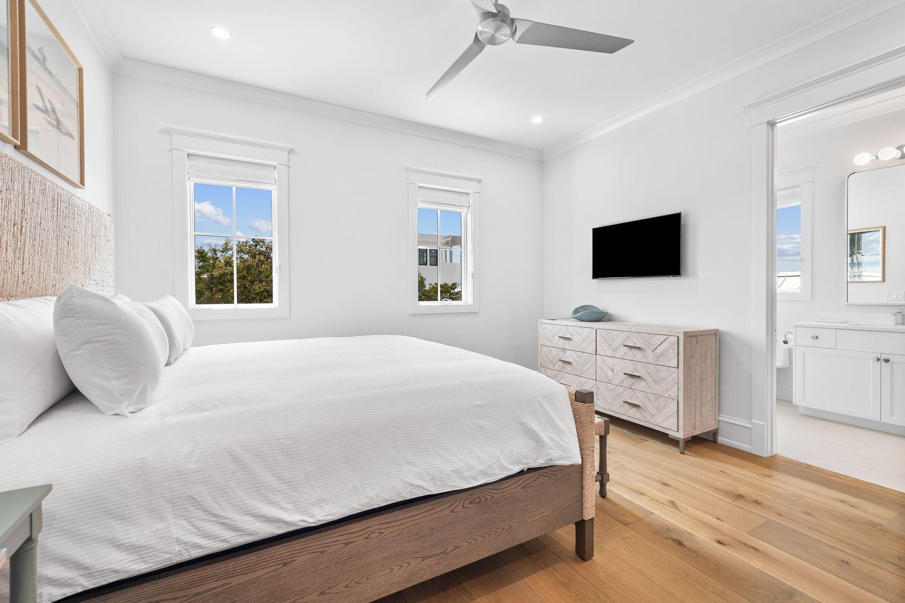 SEAGROVE 3RD ADDN - Residential