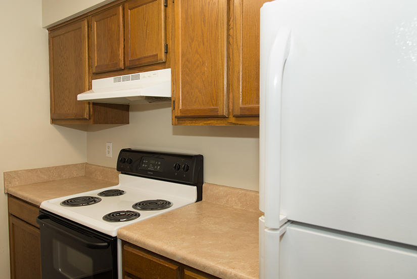 DENTON COURT - Residential Lease