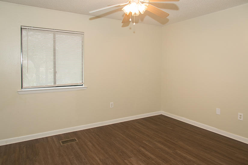 DENTON COURT - Residential Lease