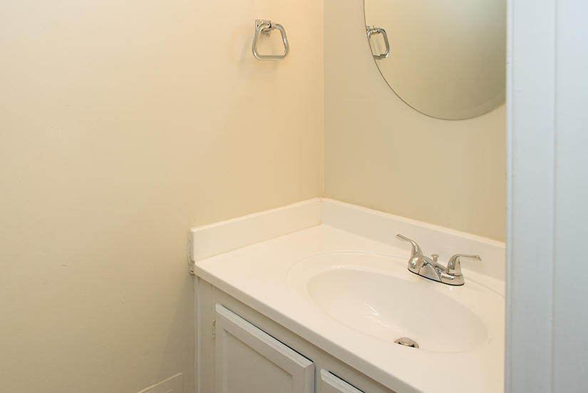 DENTON COURT - Residential Lease