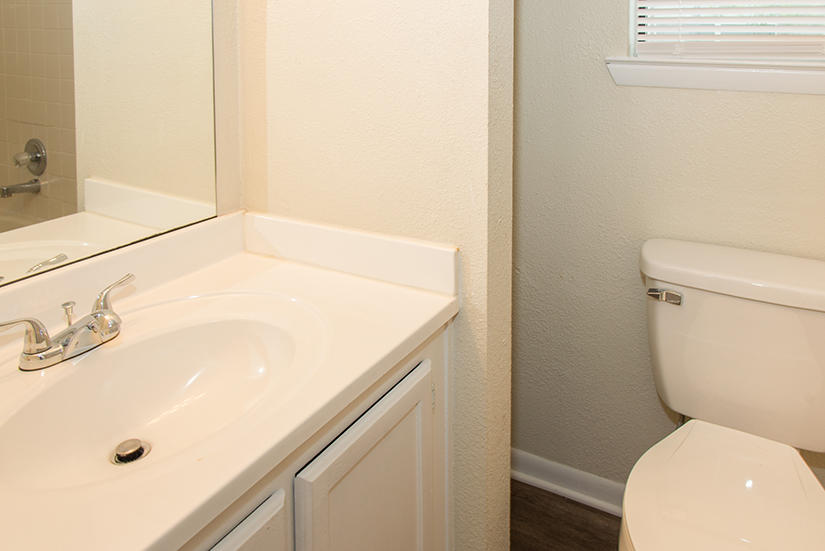 DENTON COURT - Residential Lease