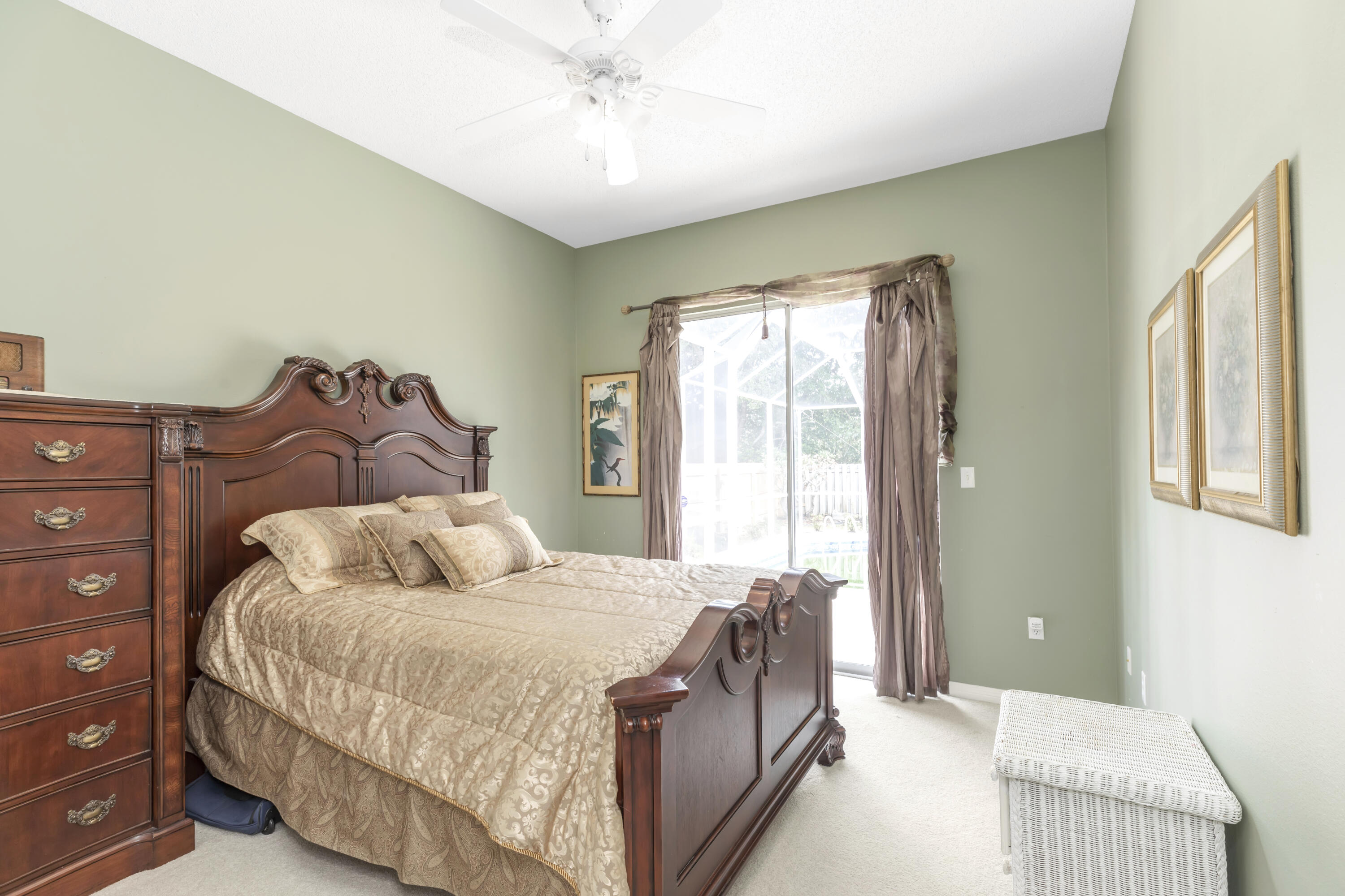 POMPHREY MANOR - Residential