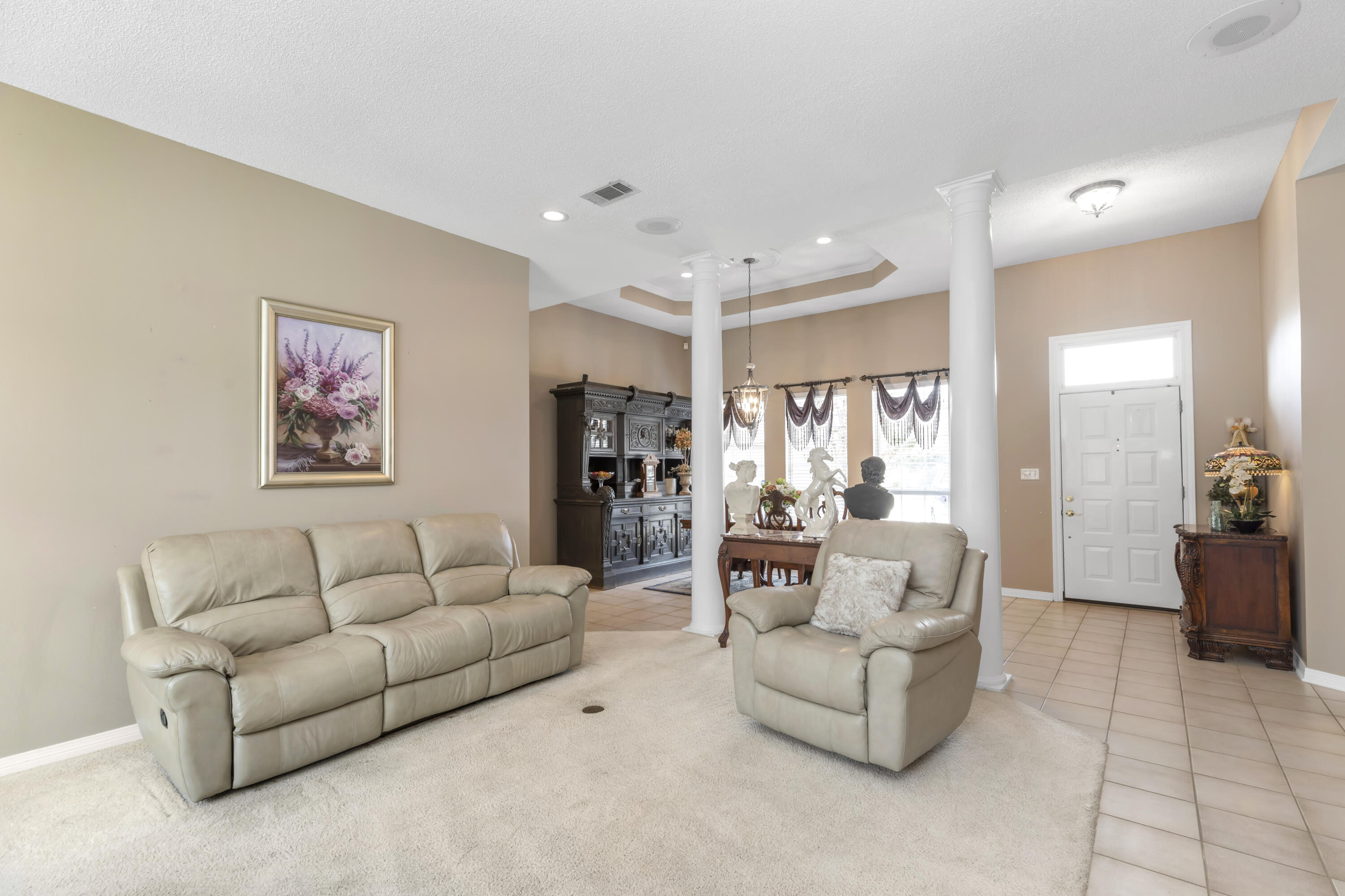 POMPHREY MANOR - Residential