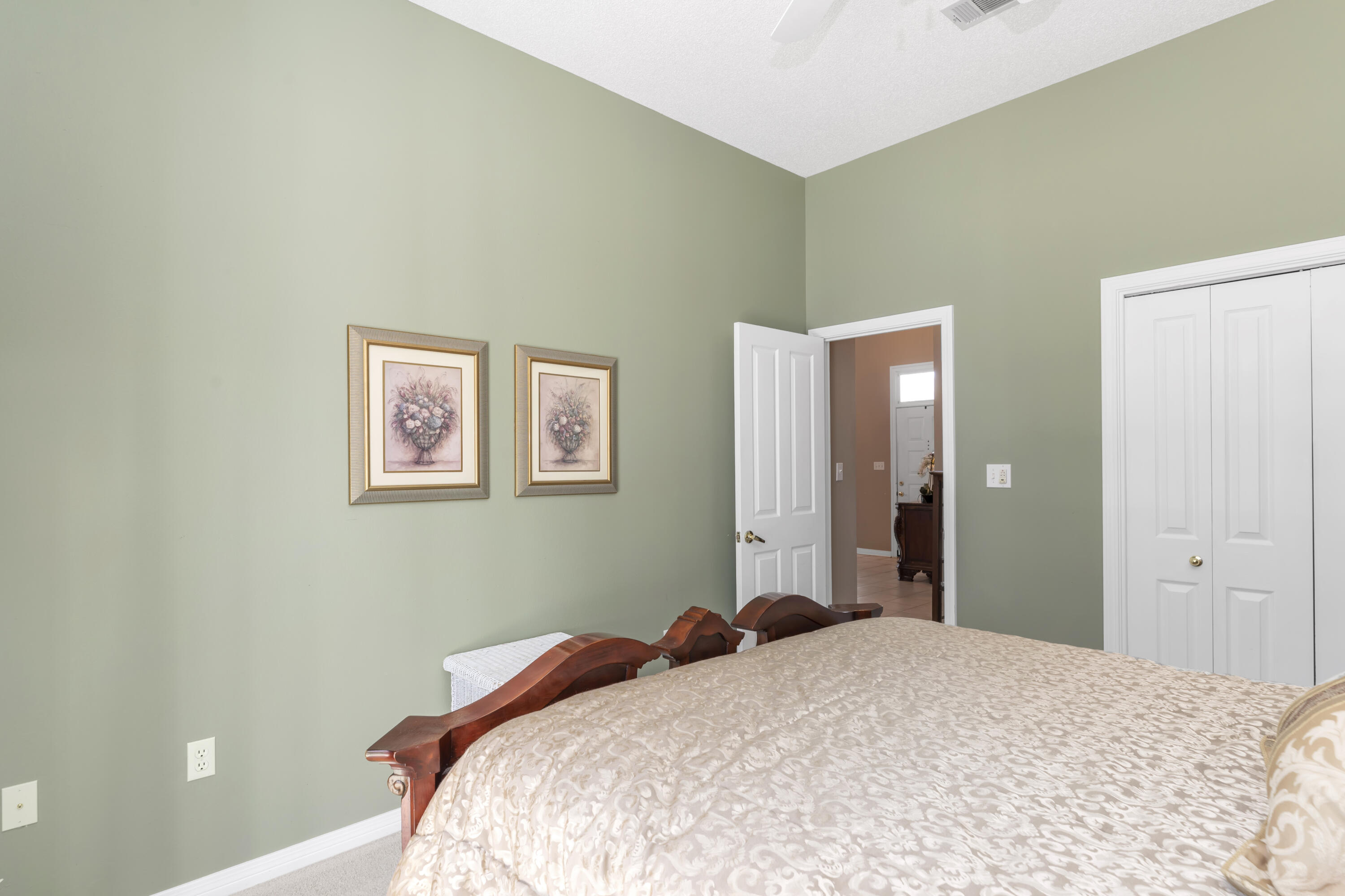 POMPHREY MANOR - Residential