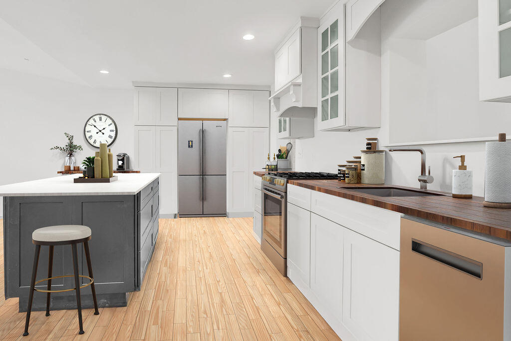CRESCENT SHORES - Residential