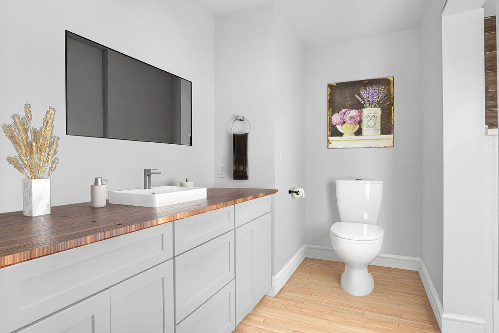 CRESCENT SHORES - Residential