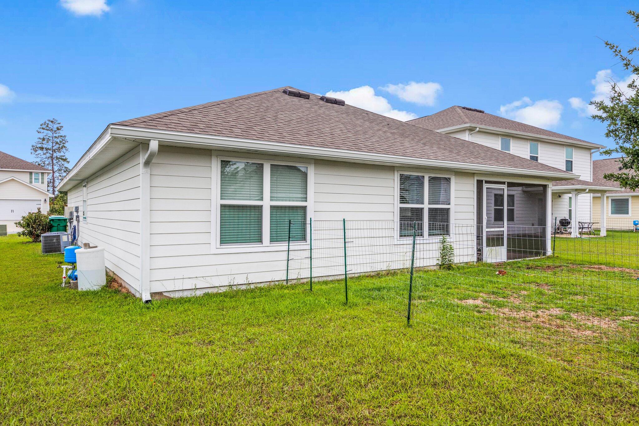 HAMMOCK BAY - Residential