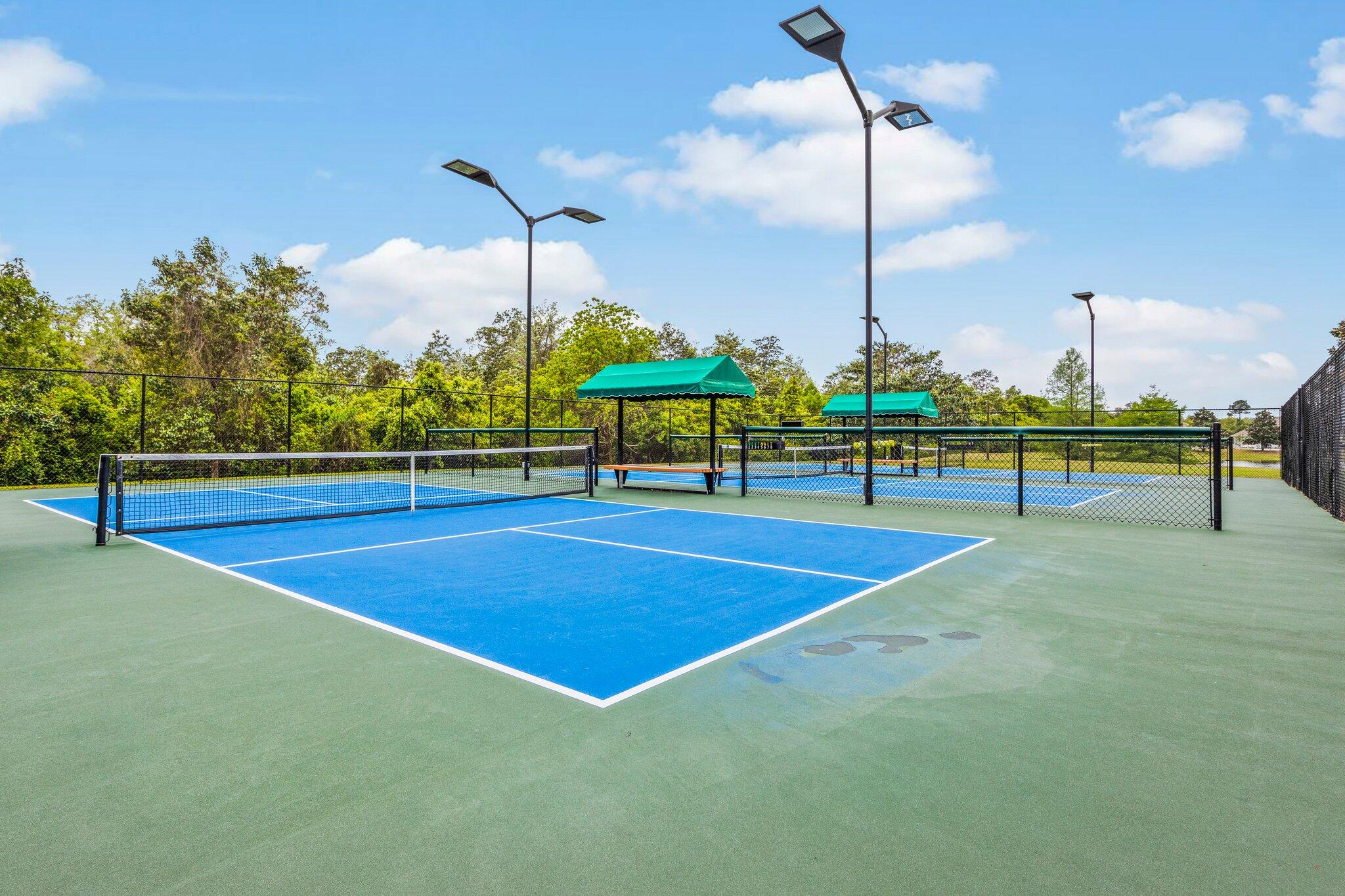 HAMMOCK BAY - Residential