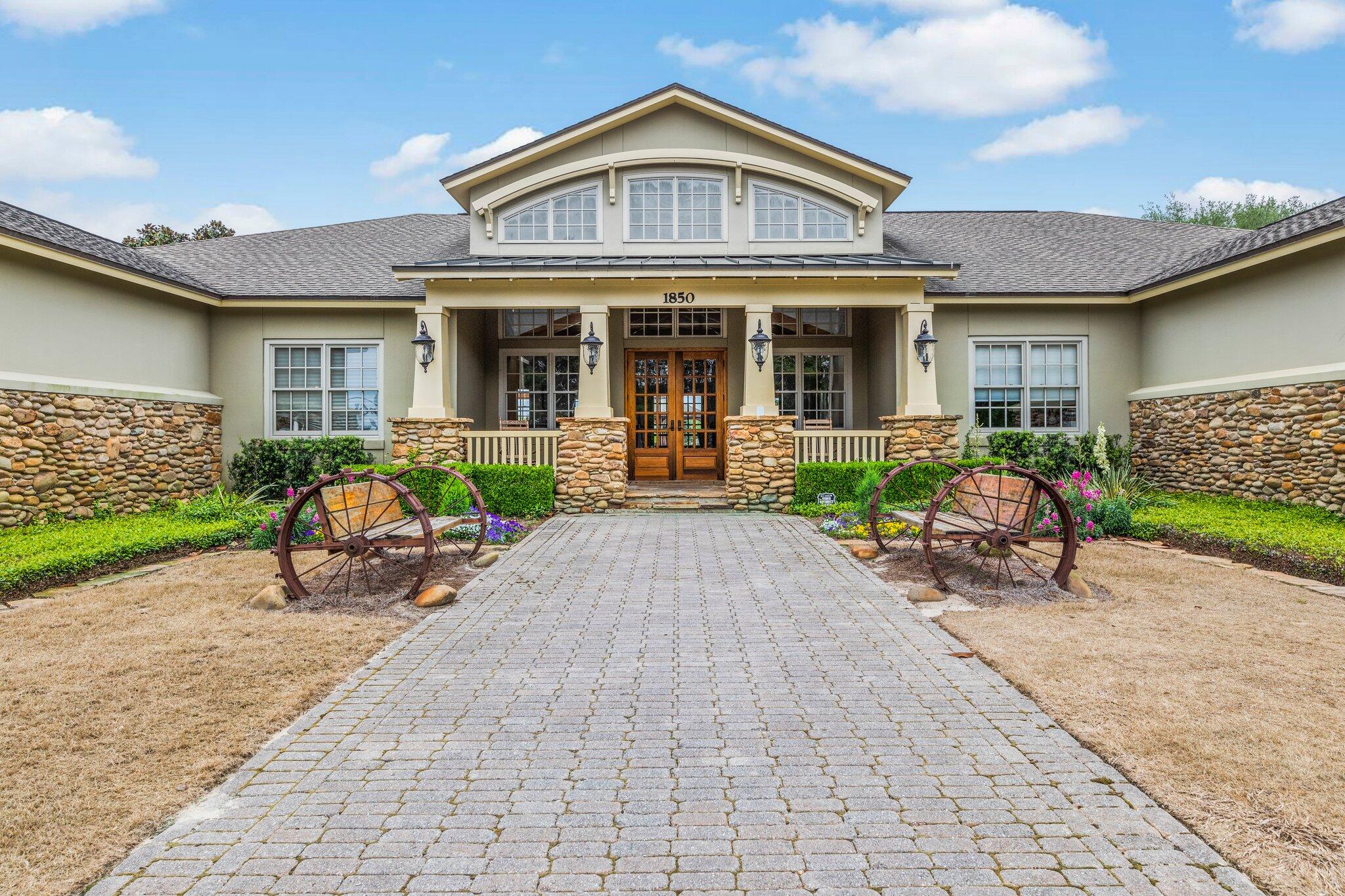 HAMMOCK BAY - Residential