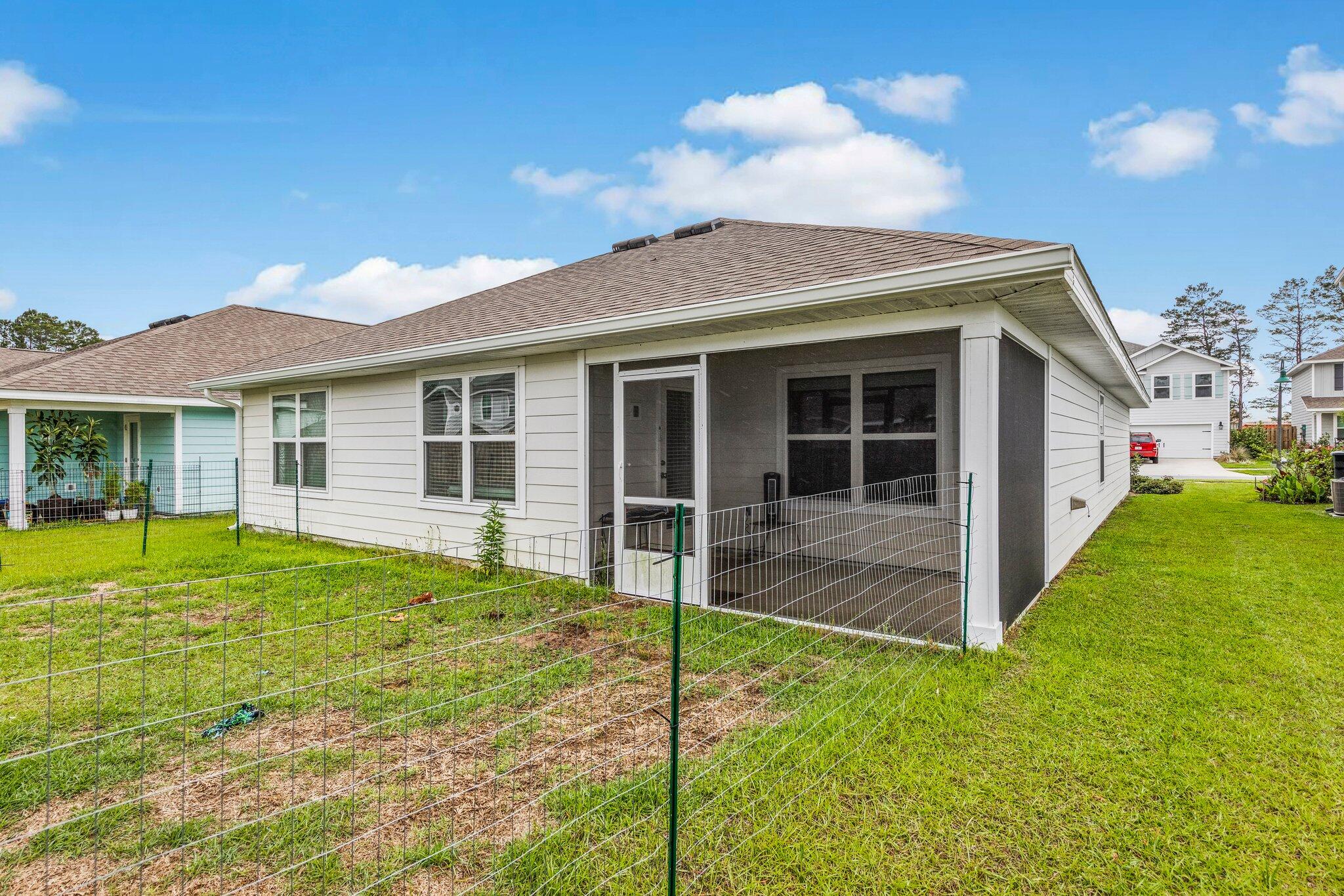 HAMMOCK BAY - Residential