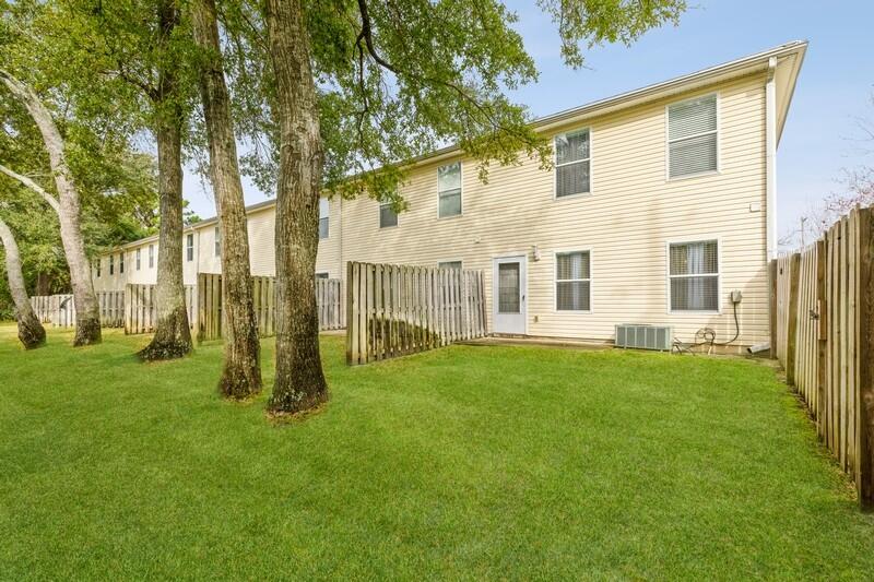 Tupelo Place - Residential