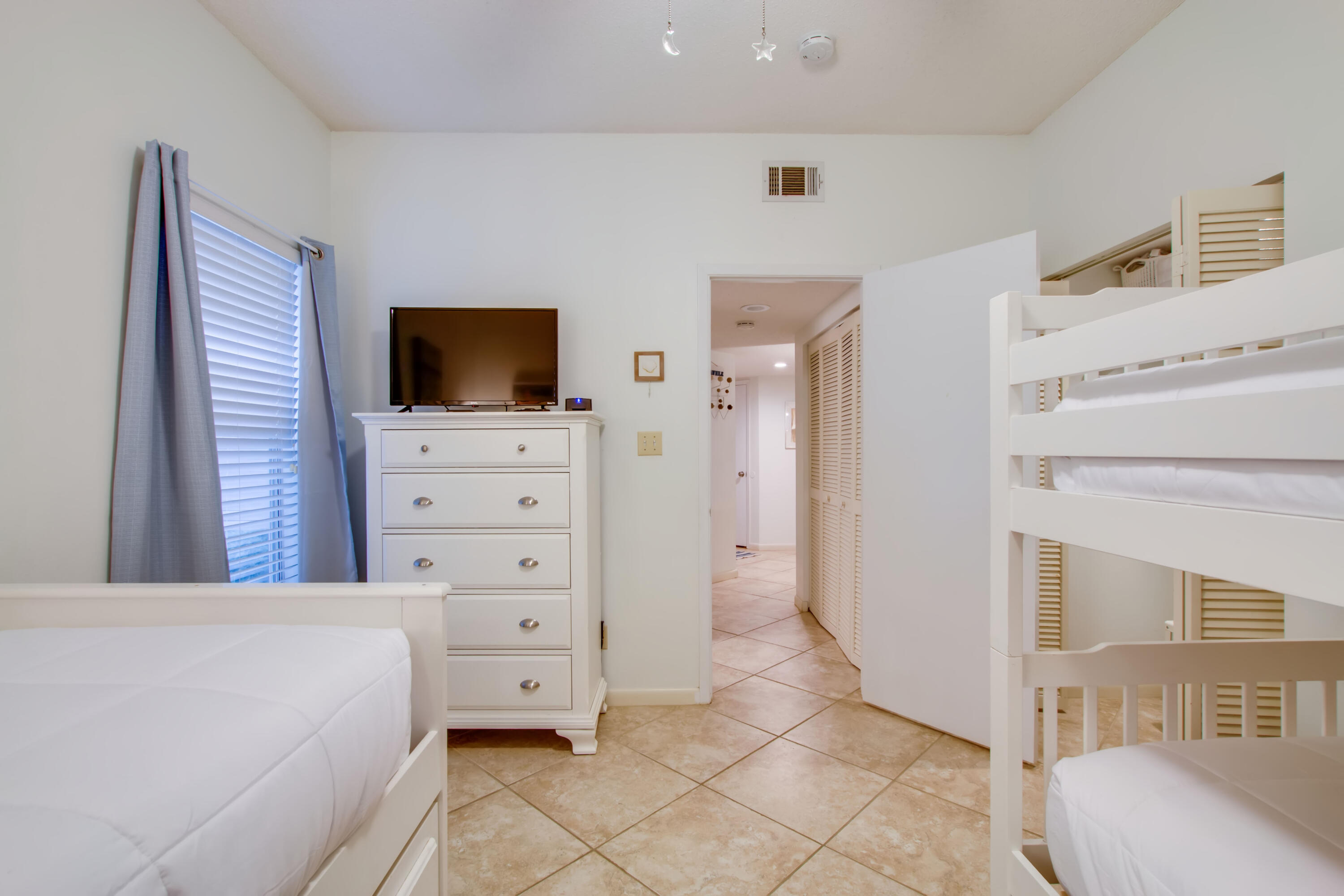 HIDDEN DUNES BEACH COTTAGES 2 - Residential