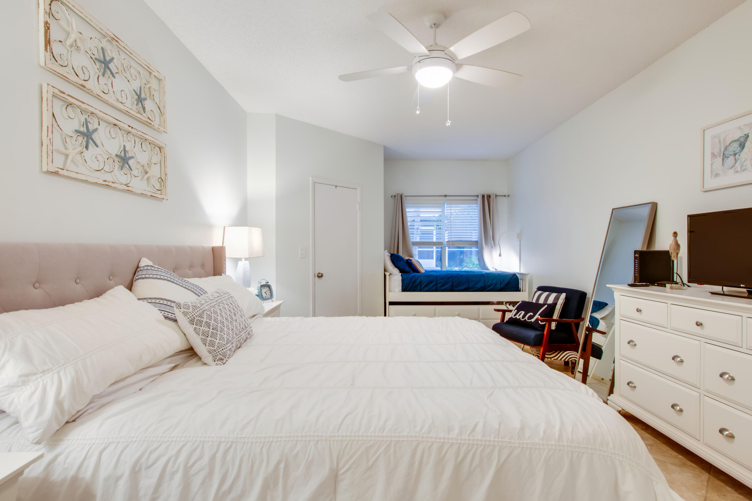 HIDDEN DUNES BEACH COTTAGES 2 - Residential