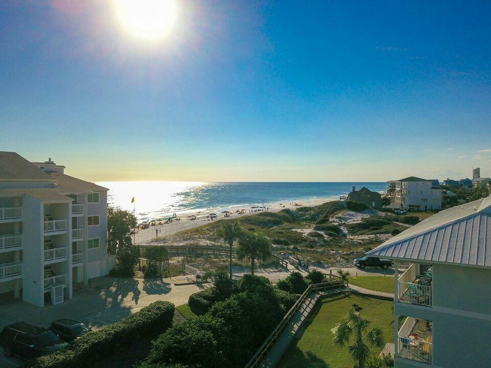 BEACHSIDE VILLAS CONDO - Residential