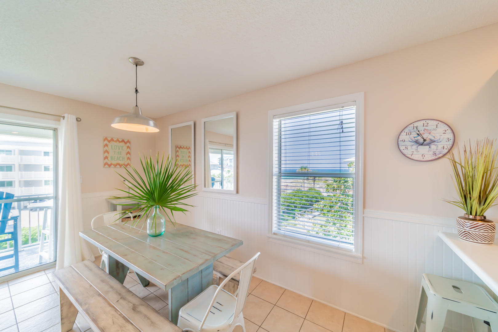 BEACHSIDE VILLAS CONDO - Residential