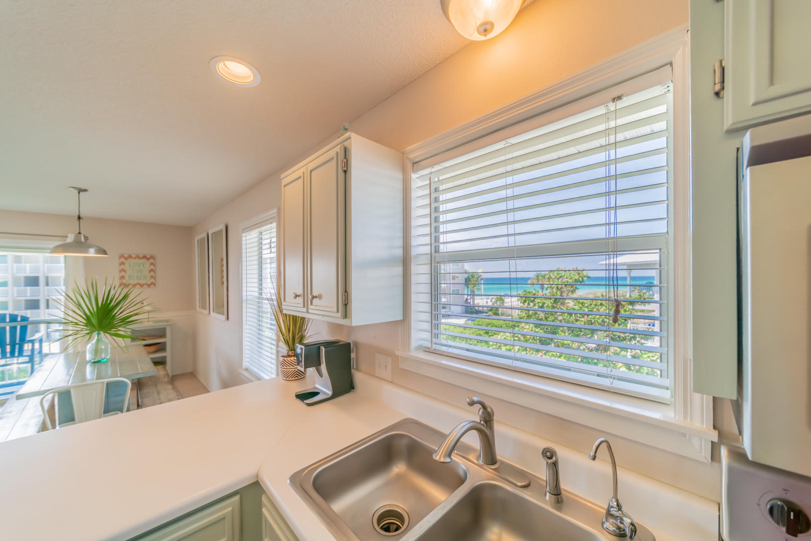 BEACHSIDE VILLAS CONDO - Residential