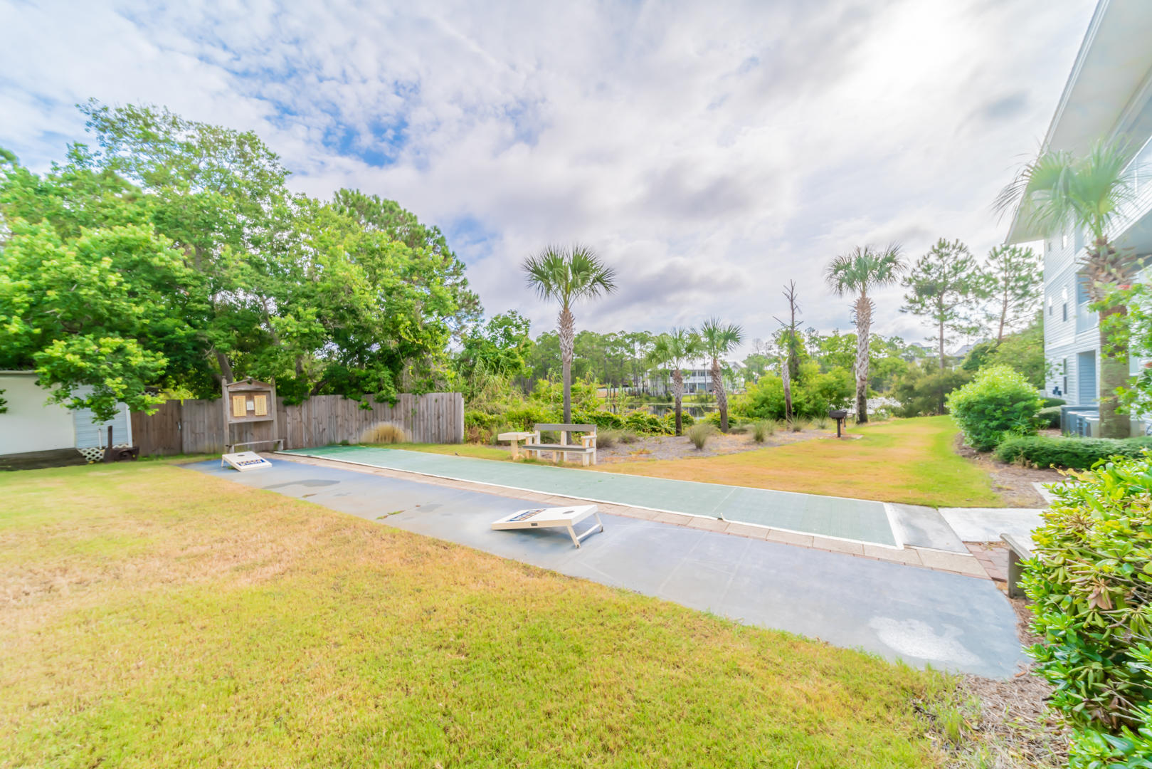 BEACHSIDE VILLAS CONDO - Residential