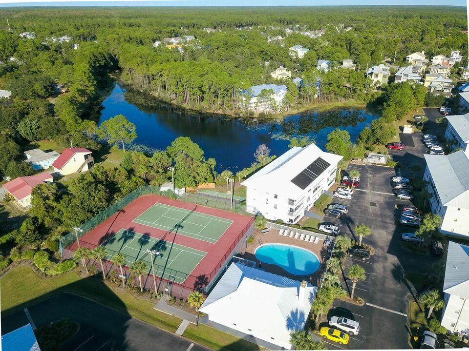 BEACHSIDE VILLAS CONDO - Residential