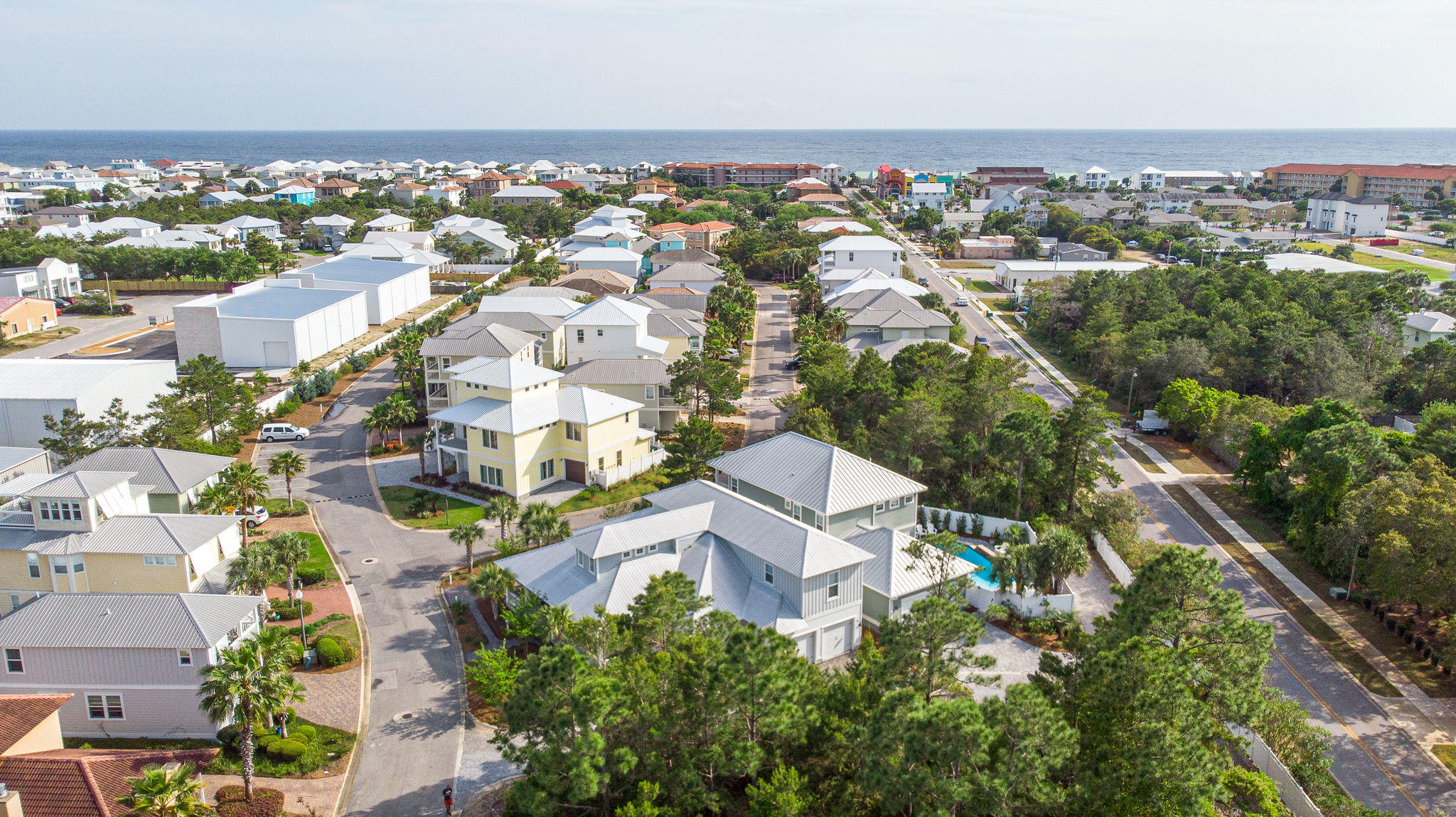 EMERALD WATERS VILLAGE - Residential