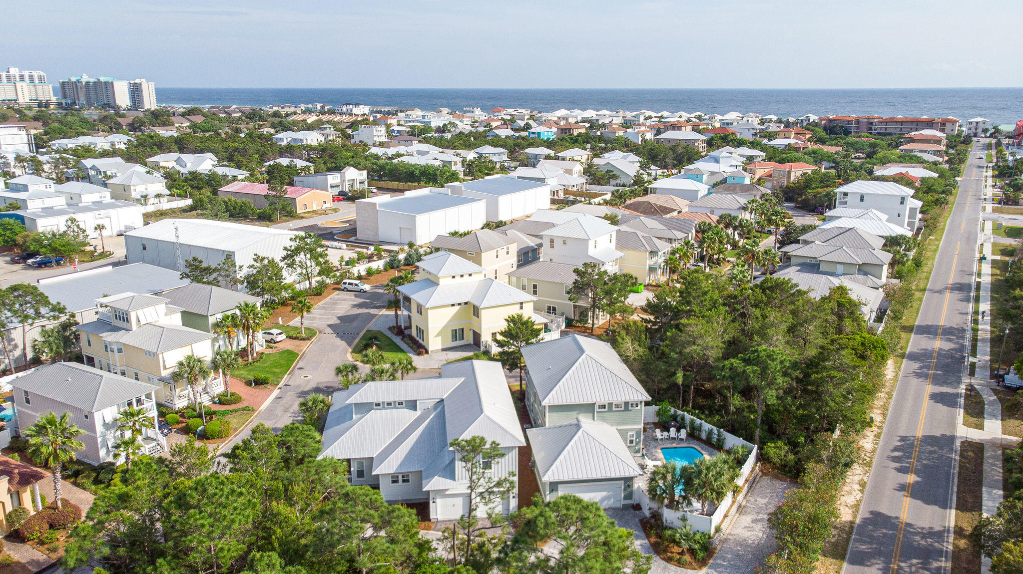 EMERALD WATERS VILLAGE - Residential