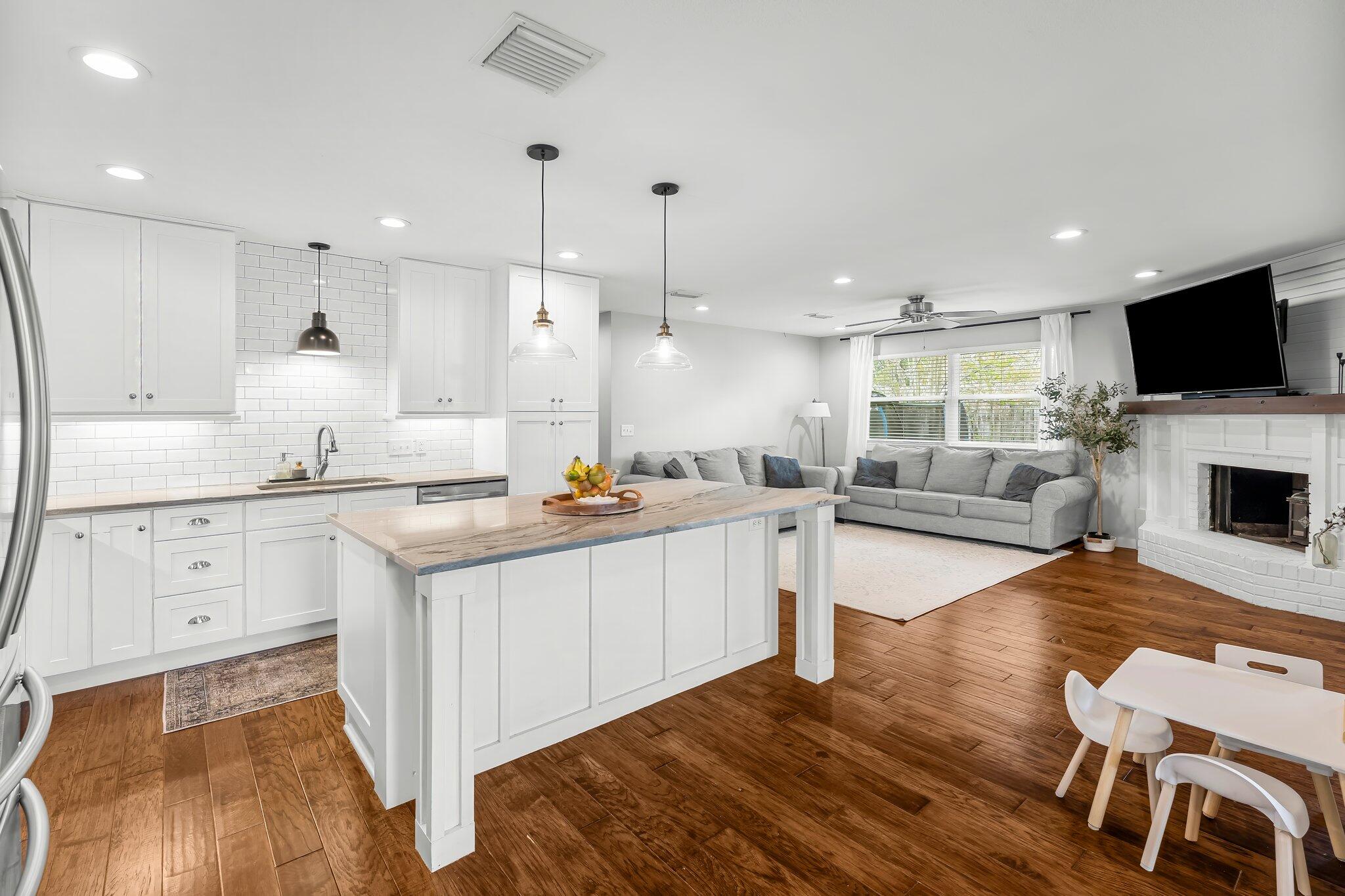 PALM ESTATES UNIT 2 - Residential