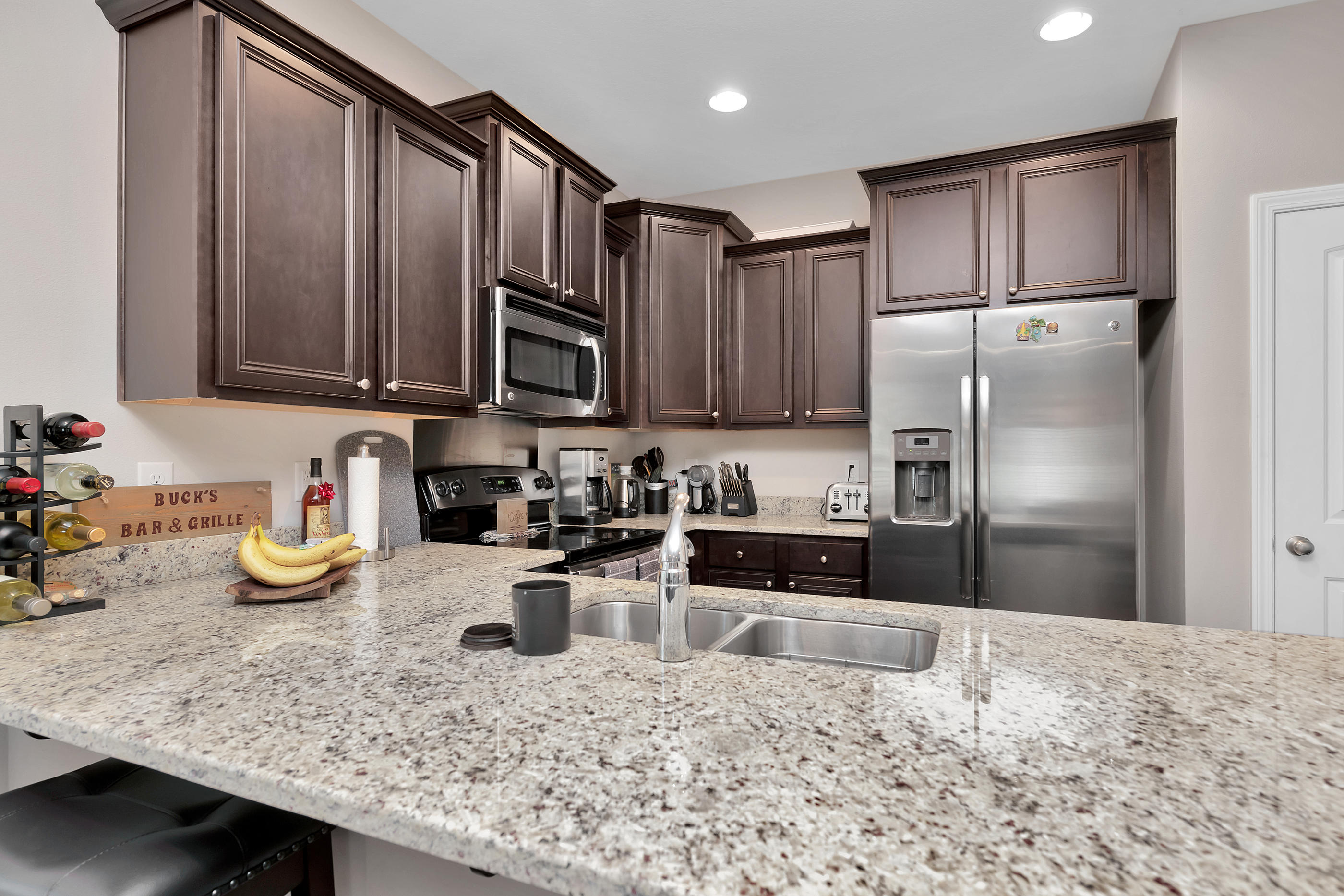 RESERVE POINTE - Residential