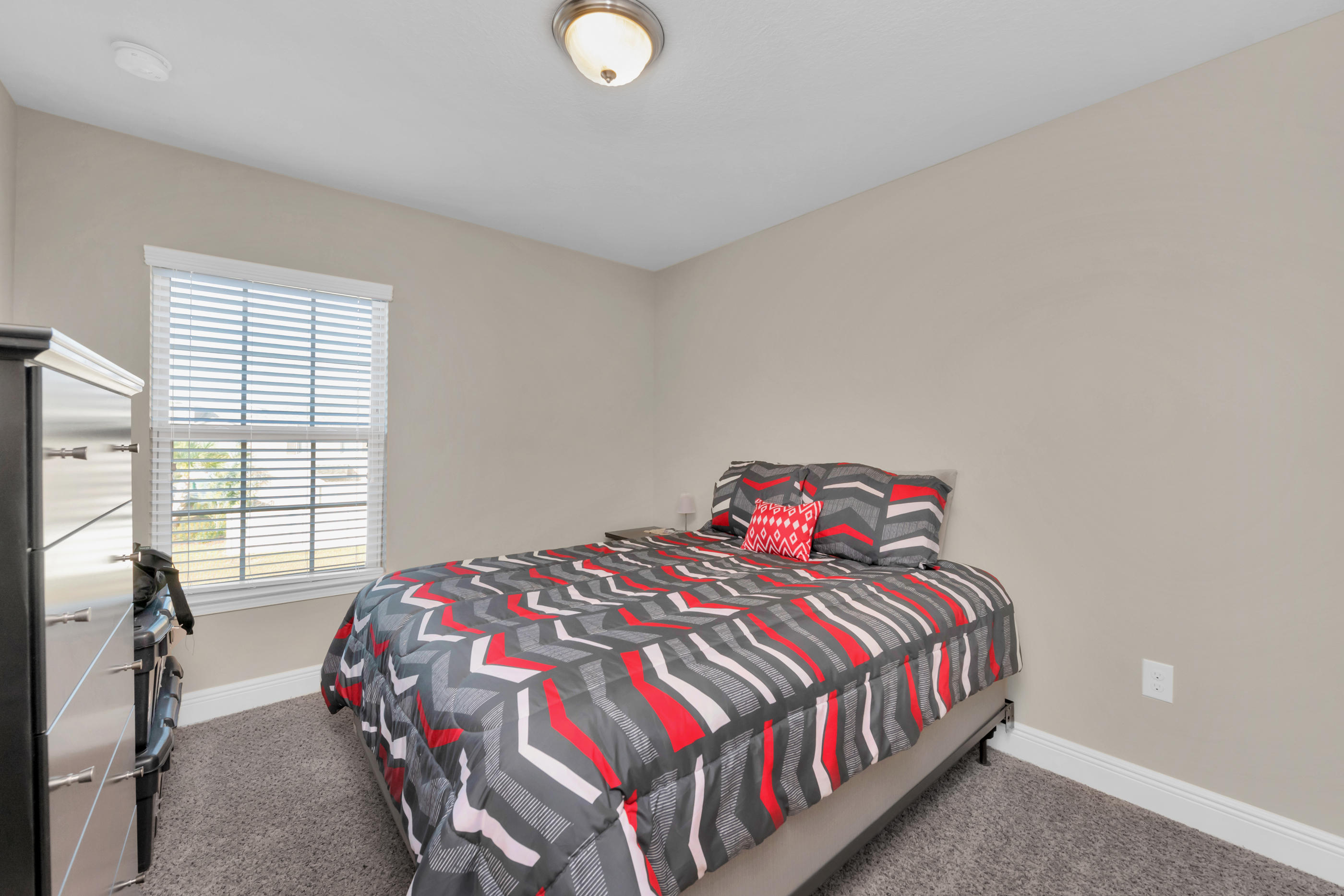 RESERVE POINTE - Residential