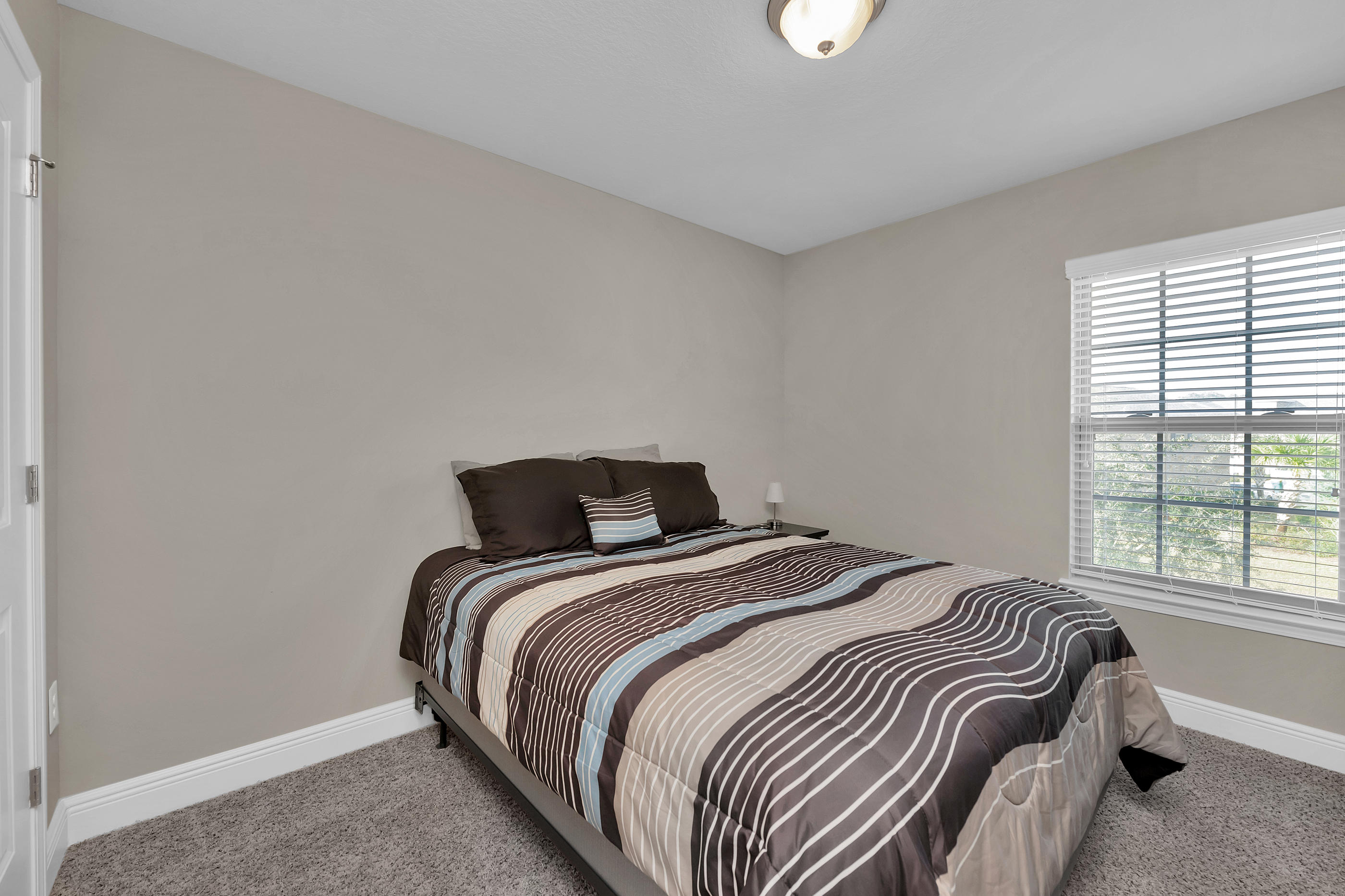 RESERVE POINTE - Residential