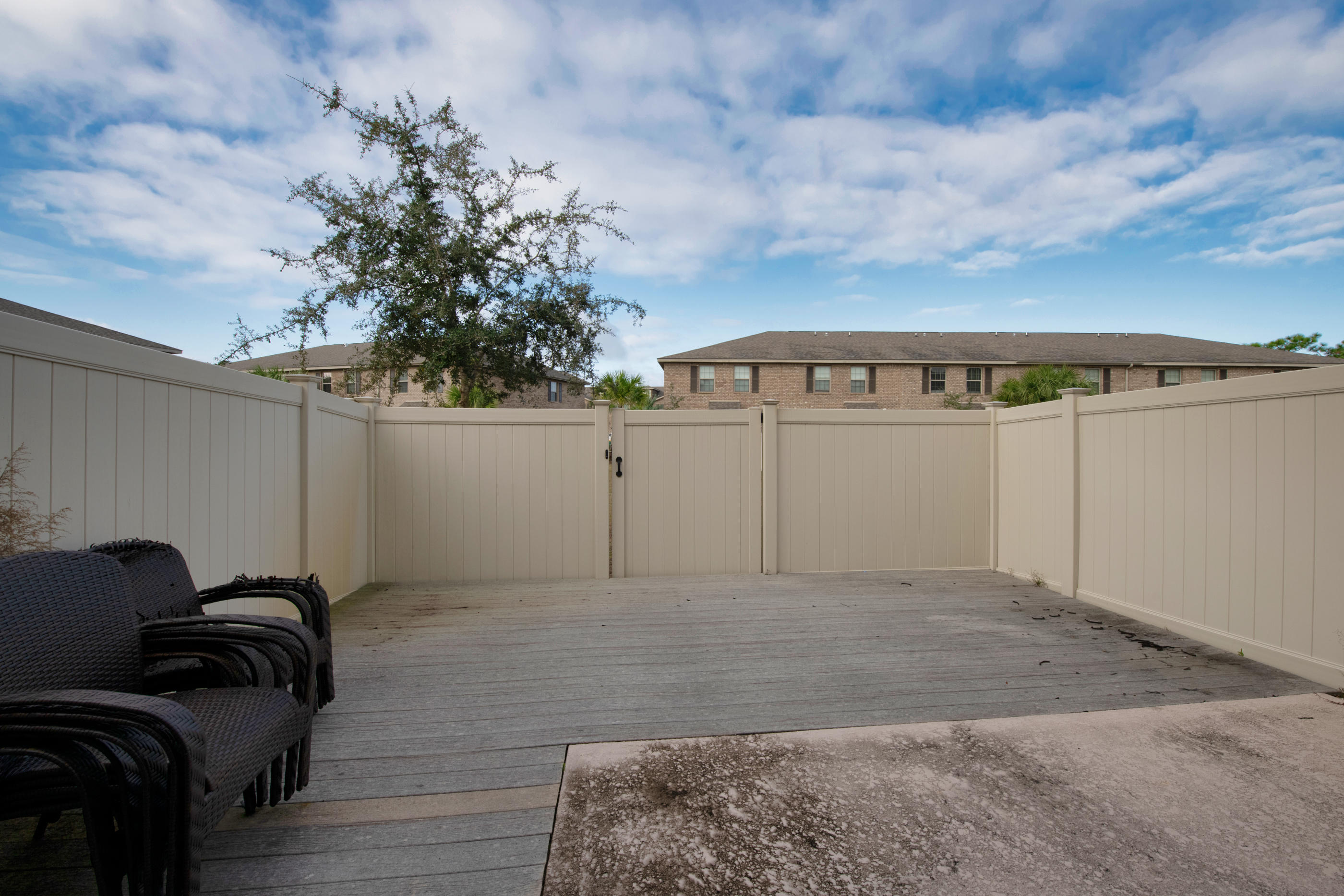 RESERVE POINTE - Residential