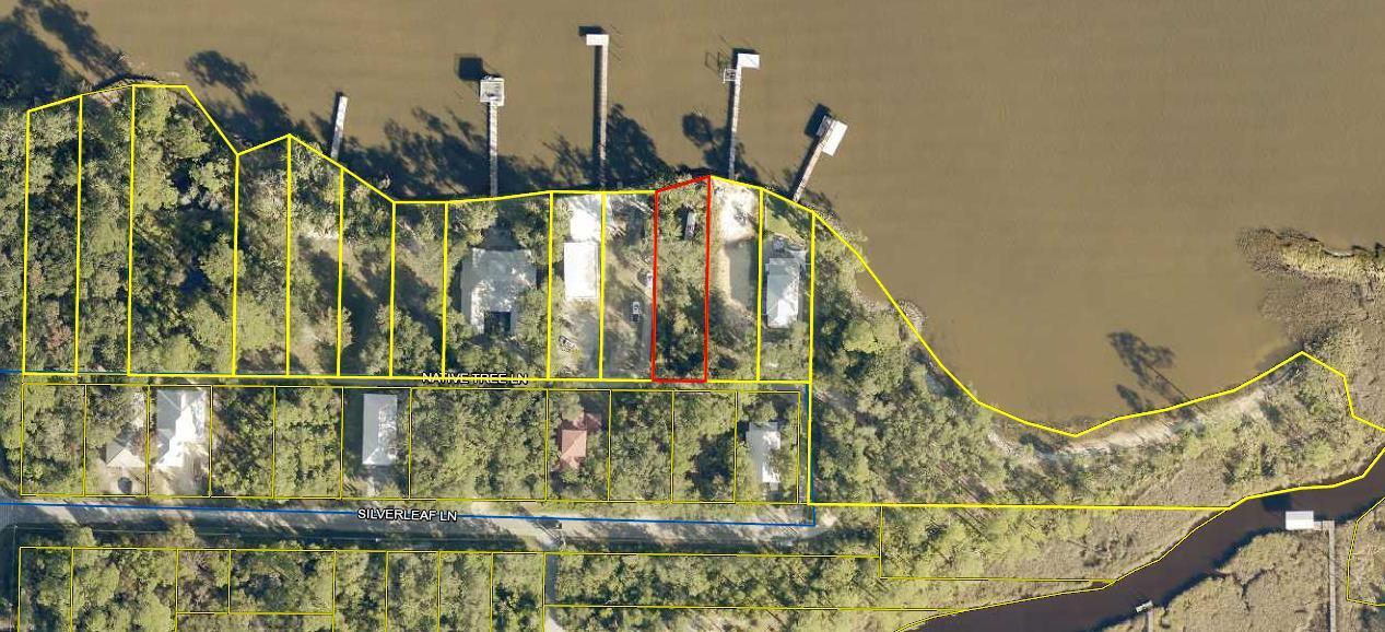 MAGNOLIA BEACH - Land