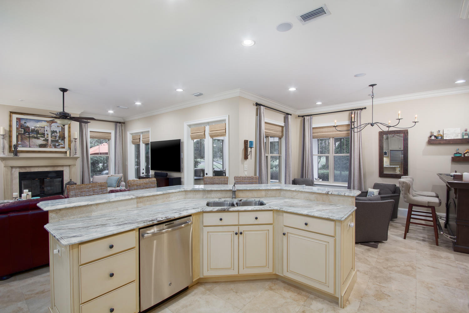 VINEYARD AT RAVEN OAKS - Residential