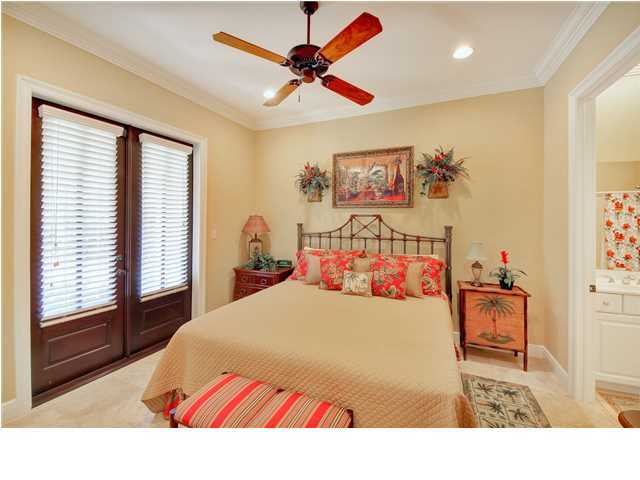 VINEYARD AT RAVEN OAKS - Residential