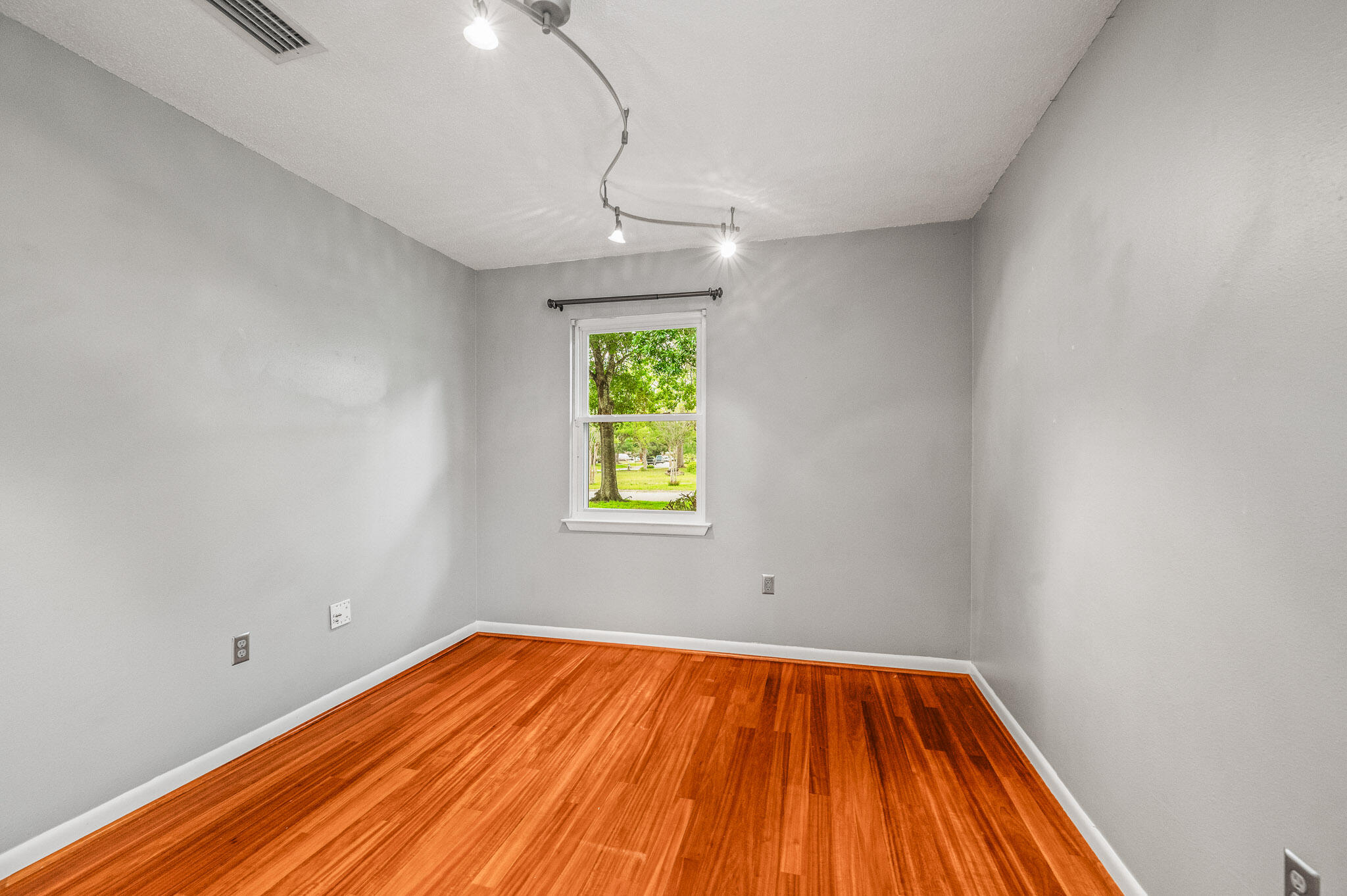 KENWOOD S/D 2ND ADDN - Residential