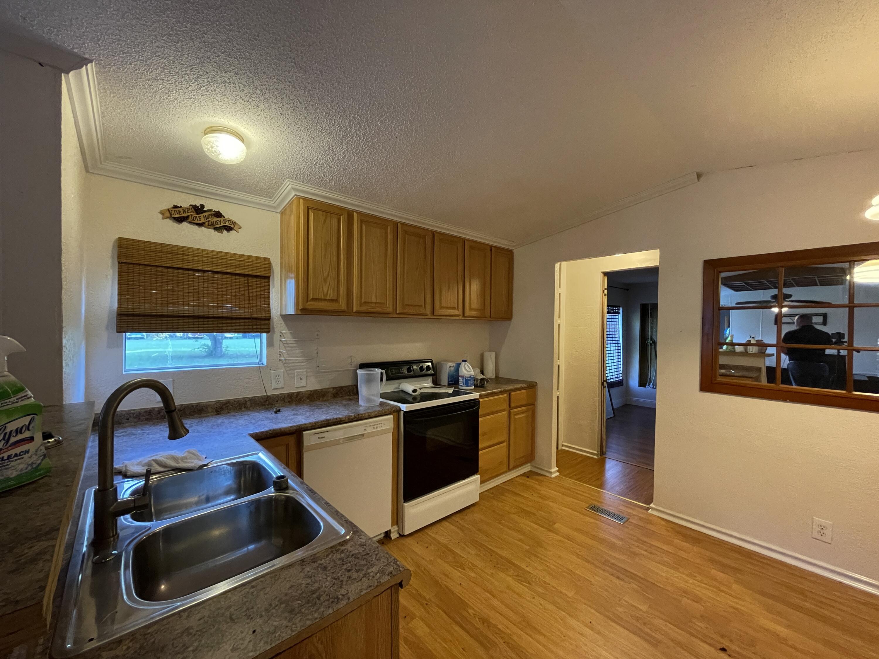 NONESUCH WAY - Residential