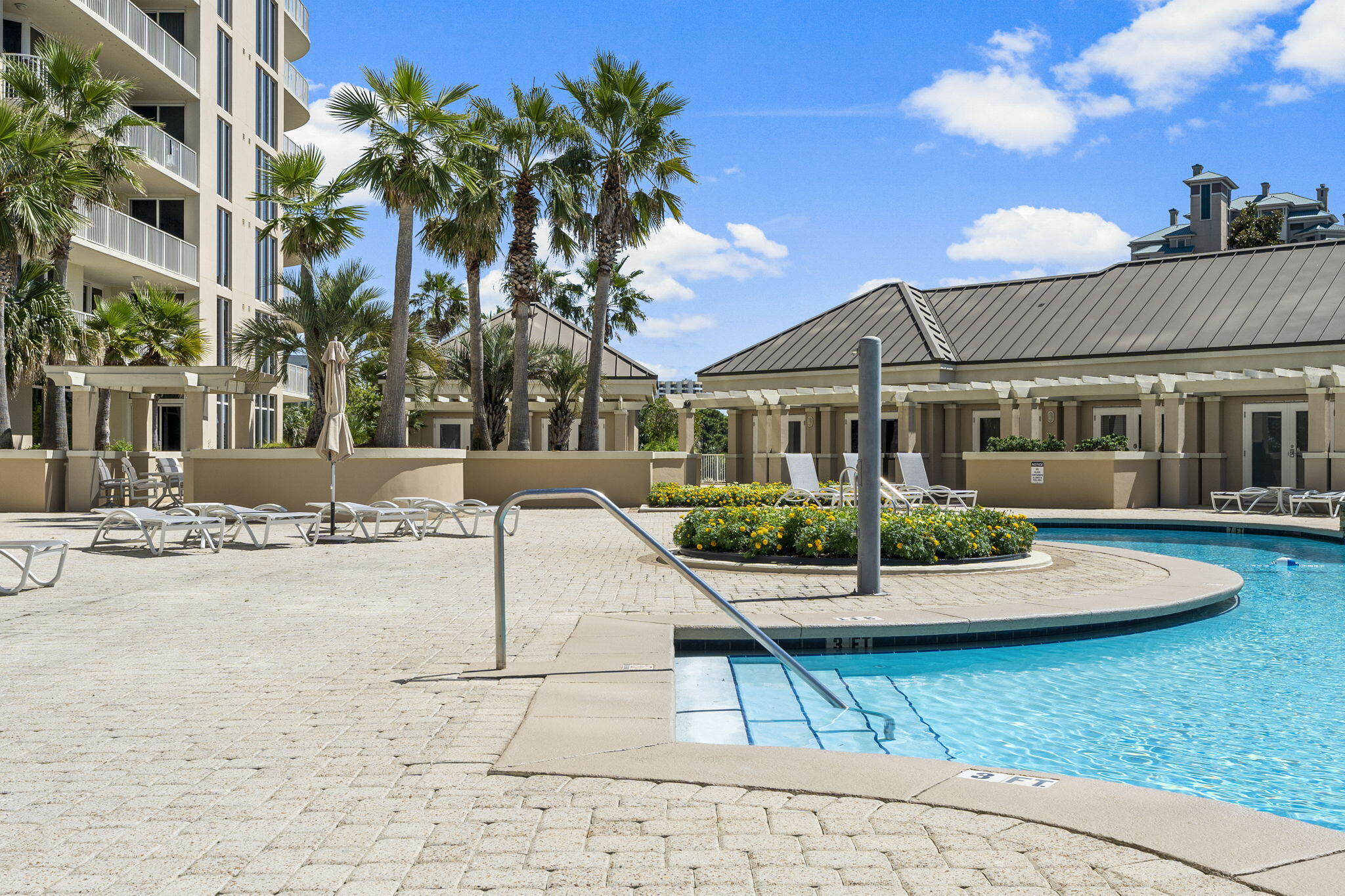 ONE BEACH CLUB DRIVE - Residential